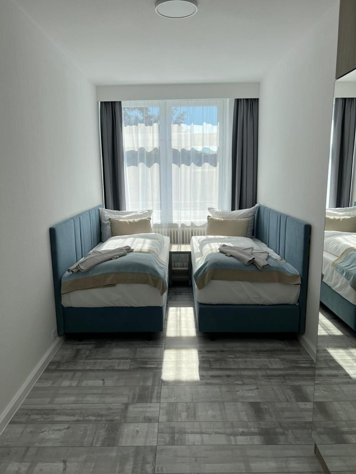 Two-Bedroom Deluxe Apartment with Balcony