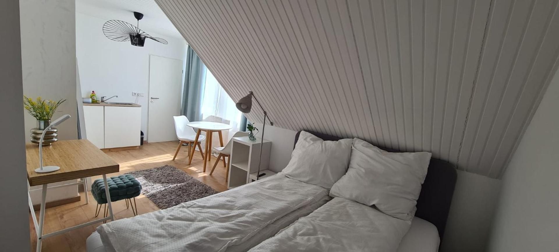 Apartment with Garden View