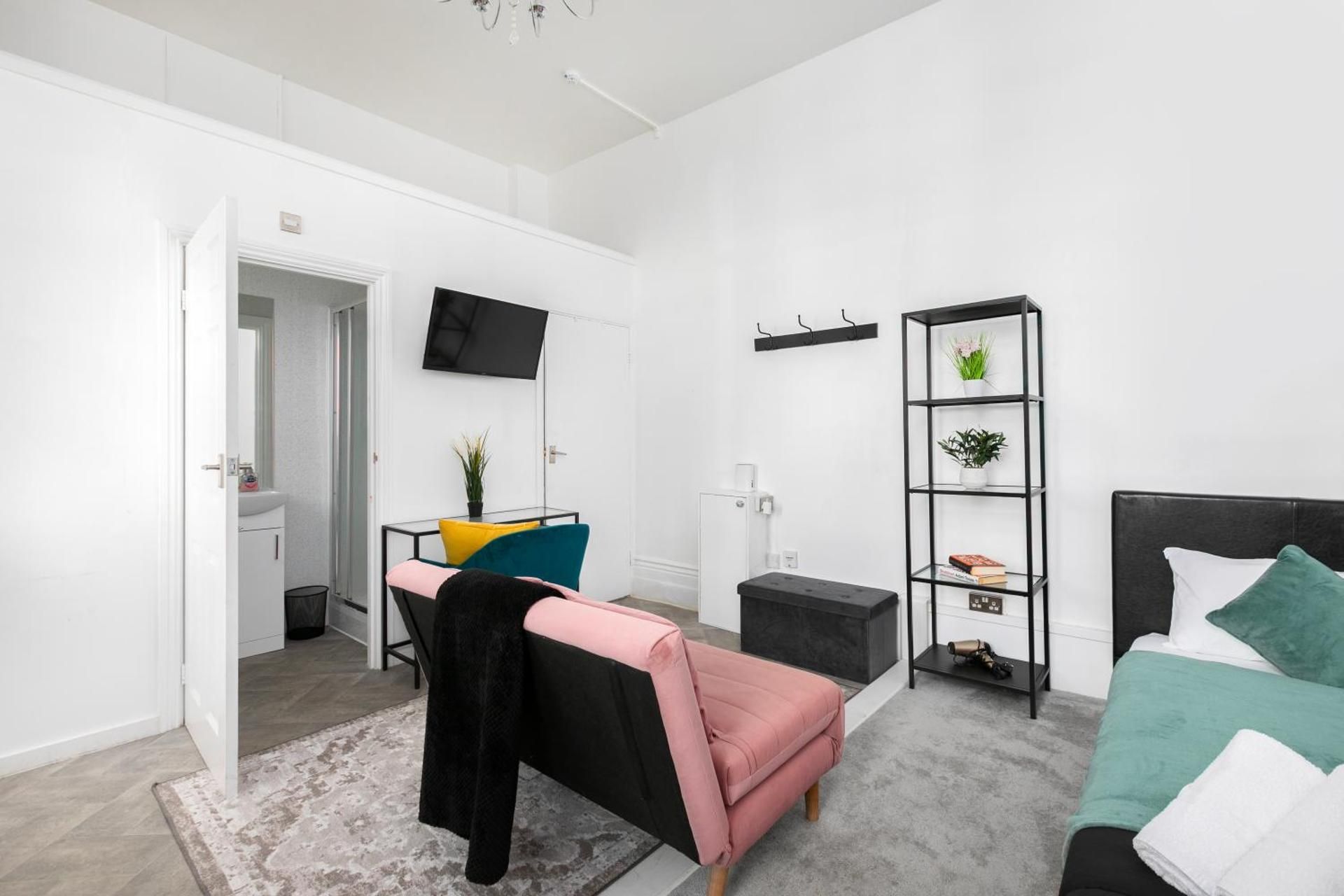 Studio with Sofa Bed
