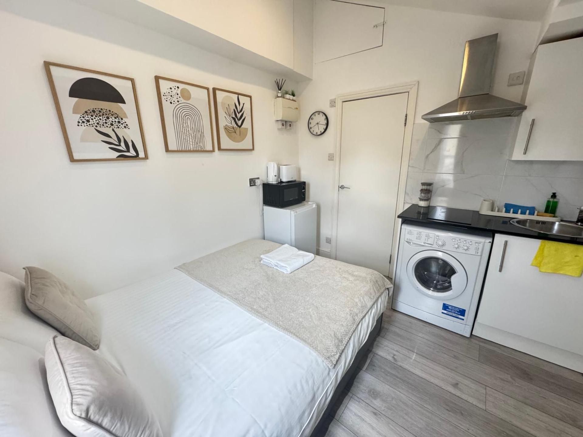 Studio Apartment