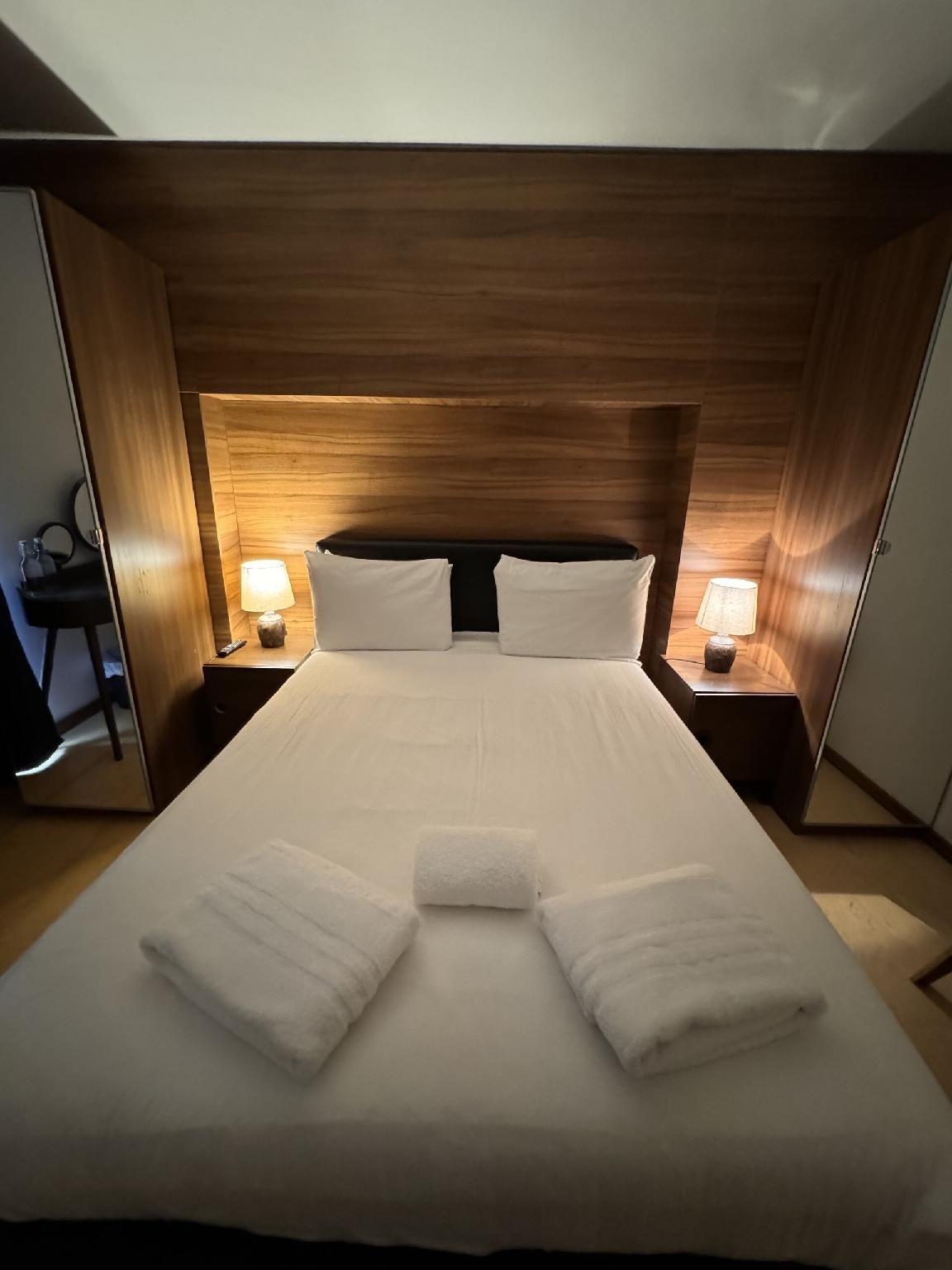 Suite-Economy-Private Bathroom
