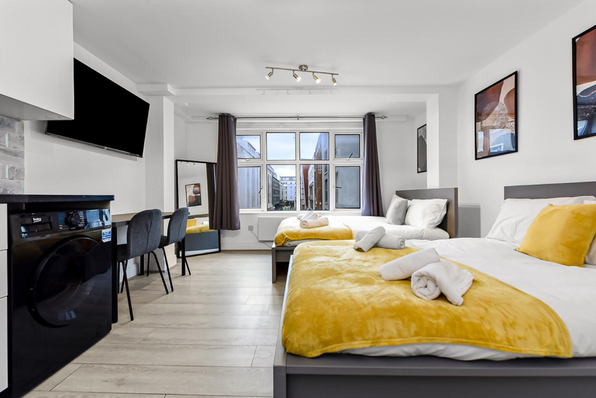 GREVILLE FLAT 3