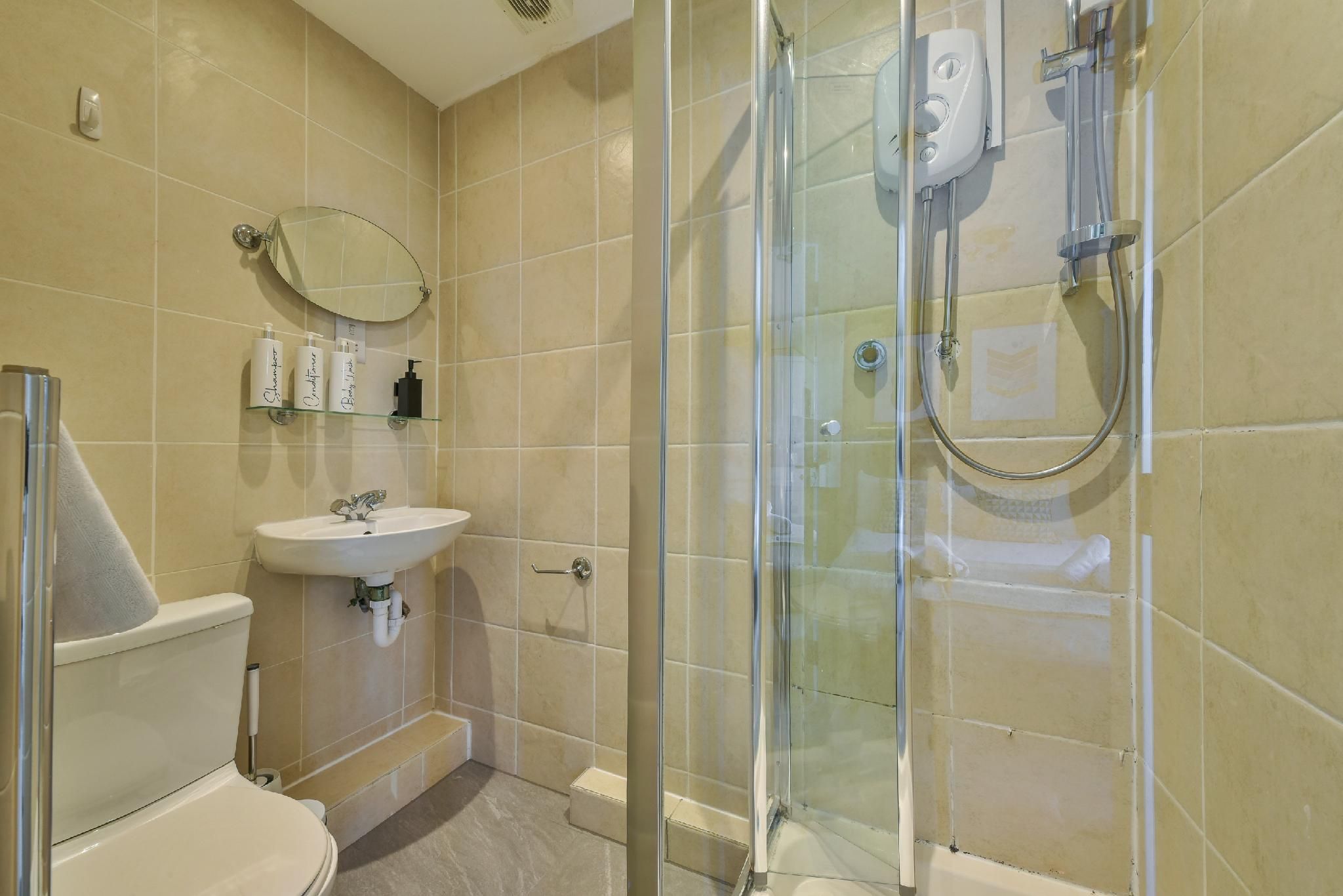 GREVILLE FLAT 6