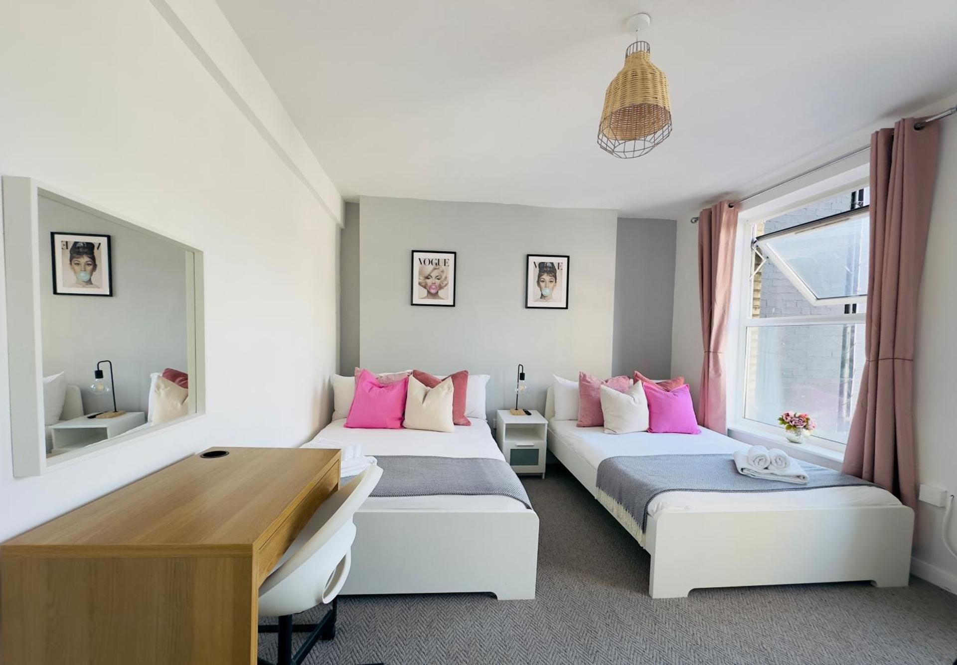 Quadruple Room with Shared Bathroom