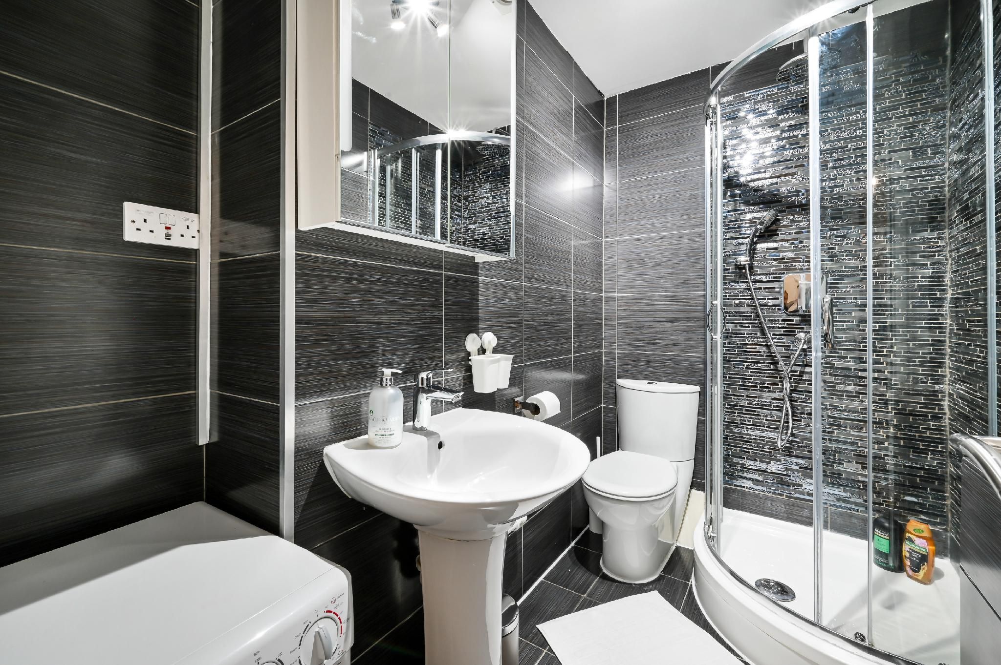 HATTON FLAT 1