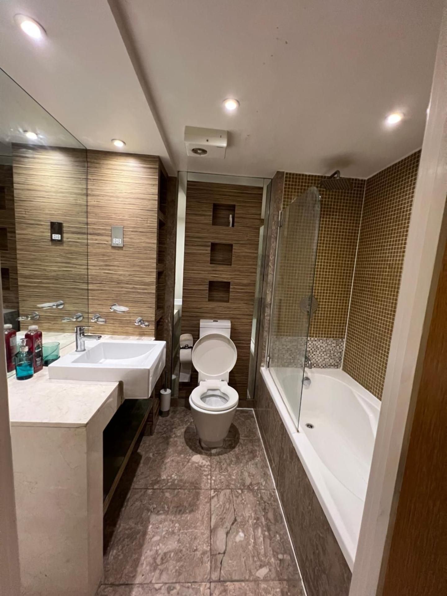 Three-Bedroom Apartment with Lake View