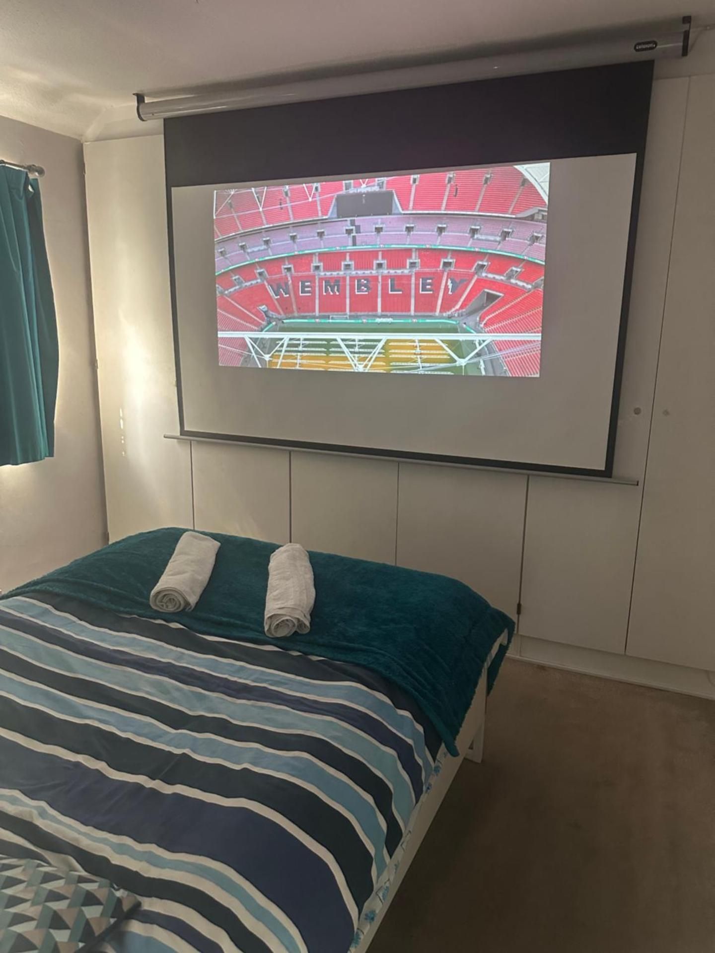 Self-contained en-suite close to Wembley stadium Deluxe Double Room 3