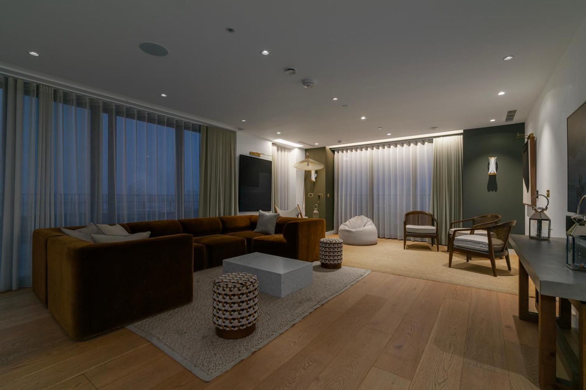 Three-Bedroom Premium Apartment with Balcony