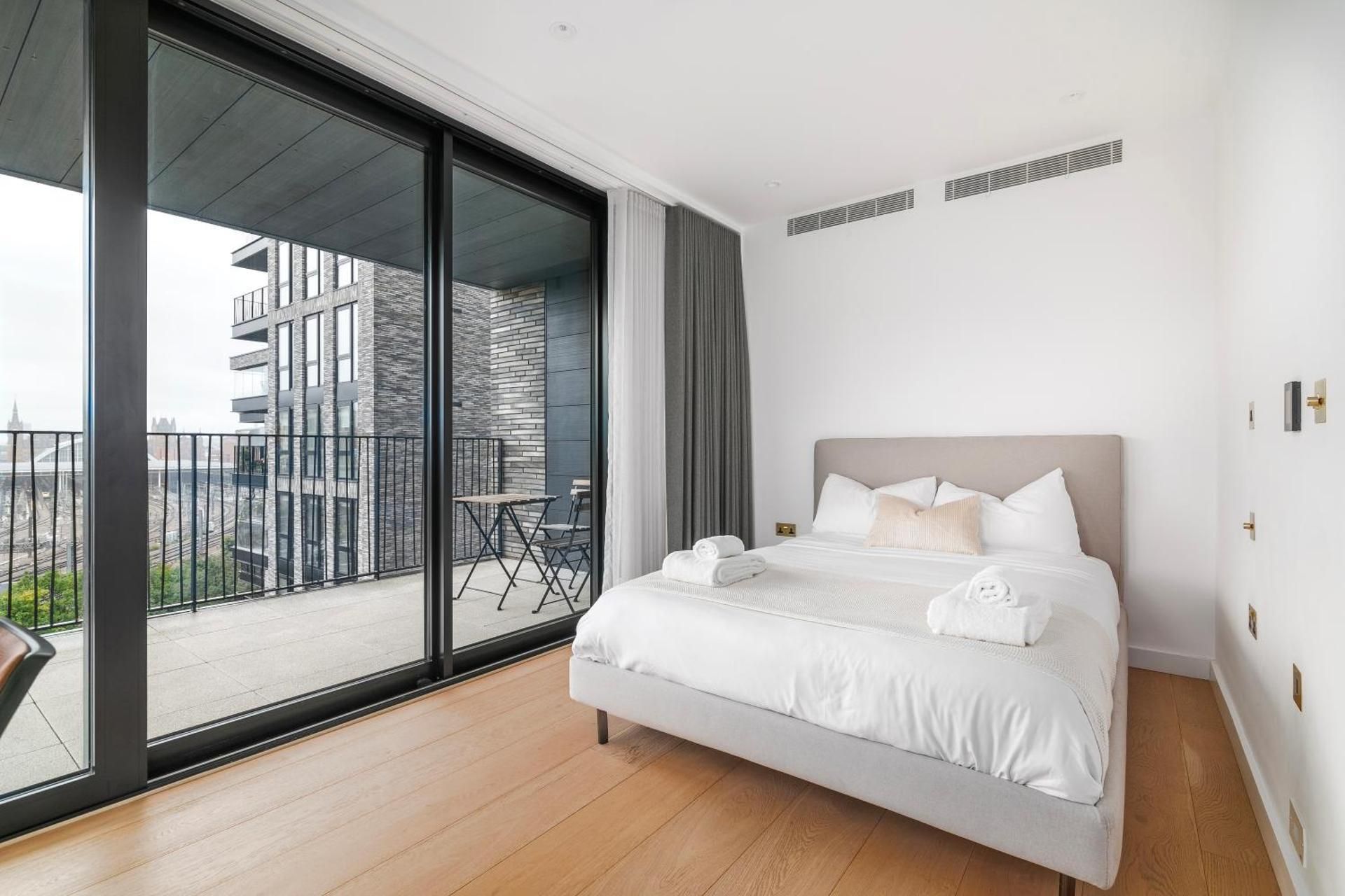 Three-Bedroom Apartment with Balcony