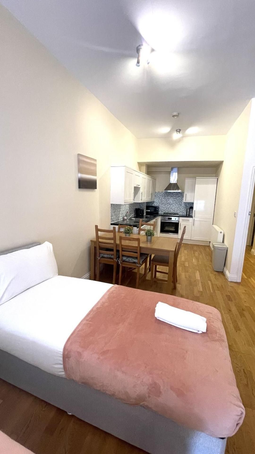 One-Bedroom Apartment