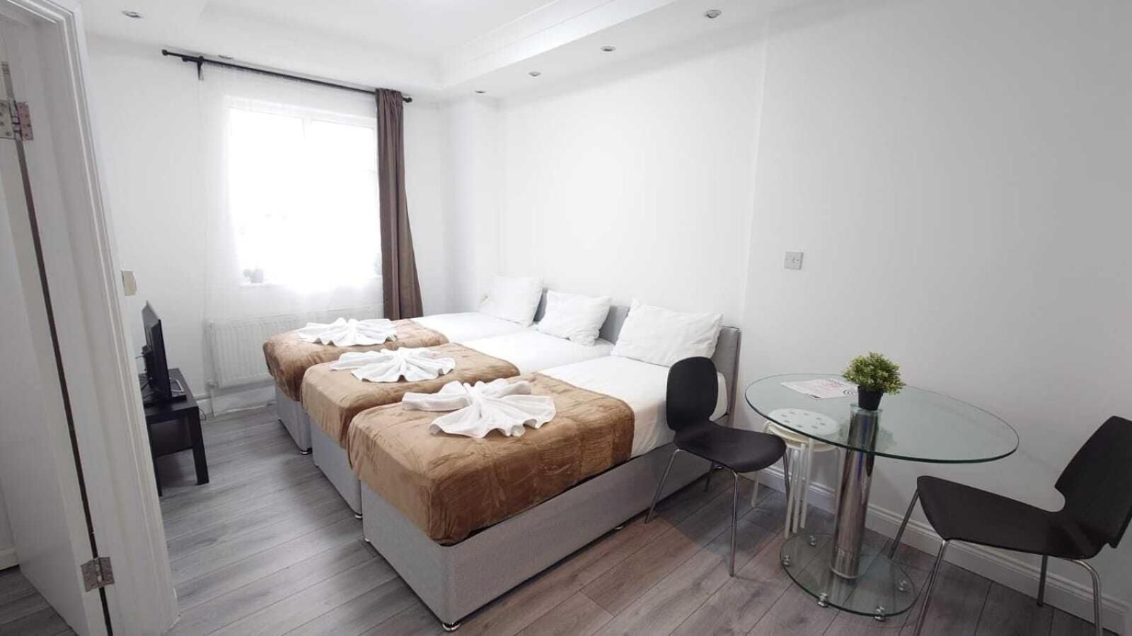 One-Bedroom Standard Apartment