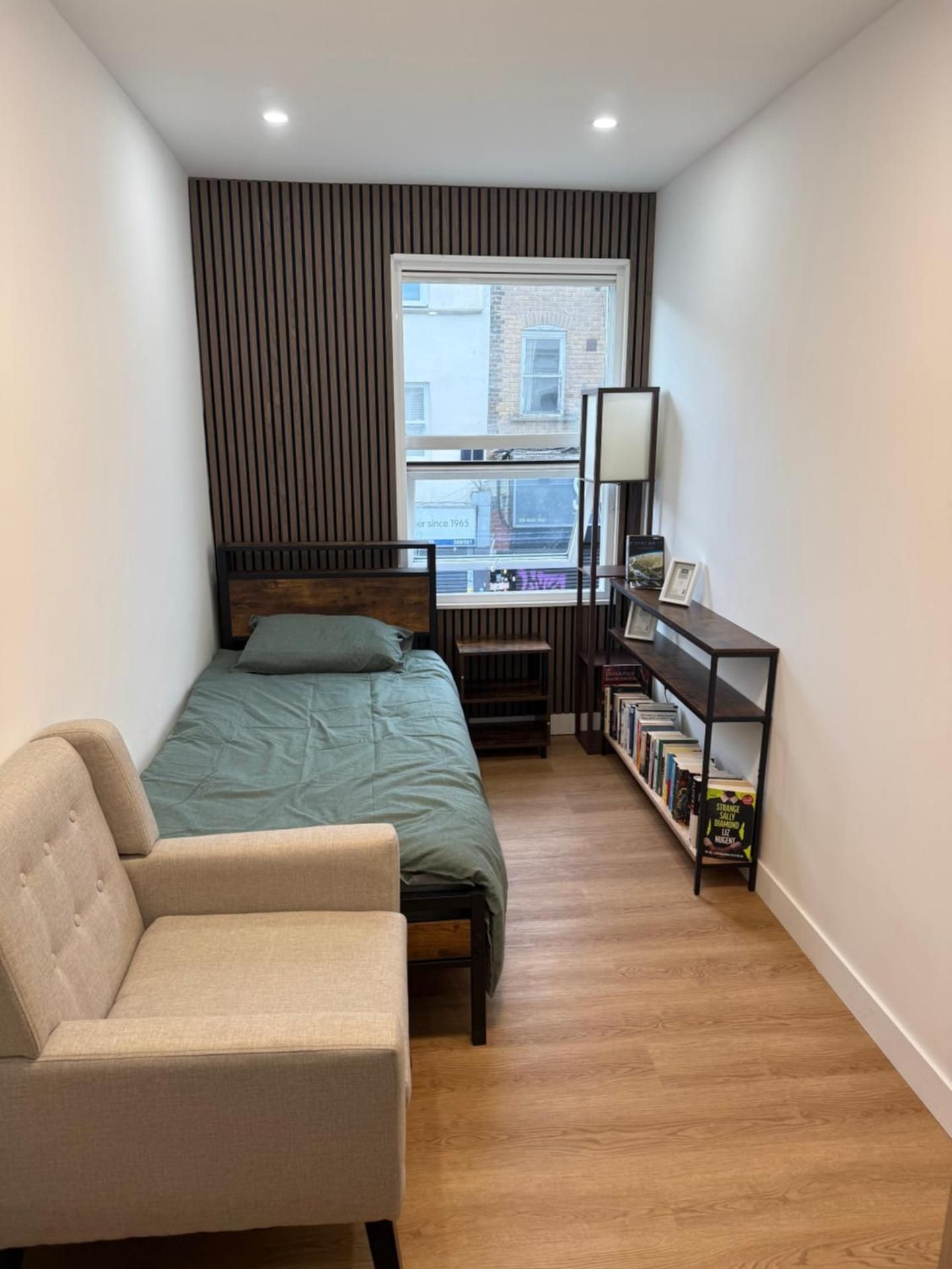 Single Room with Shared Bathroom