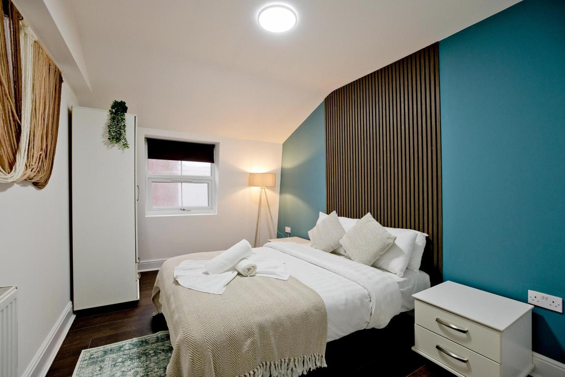 Three-Bedroom Apartment - High Floor