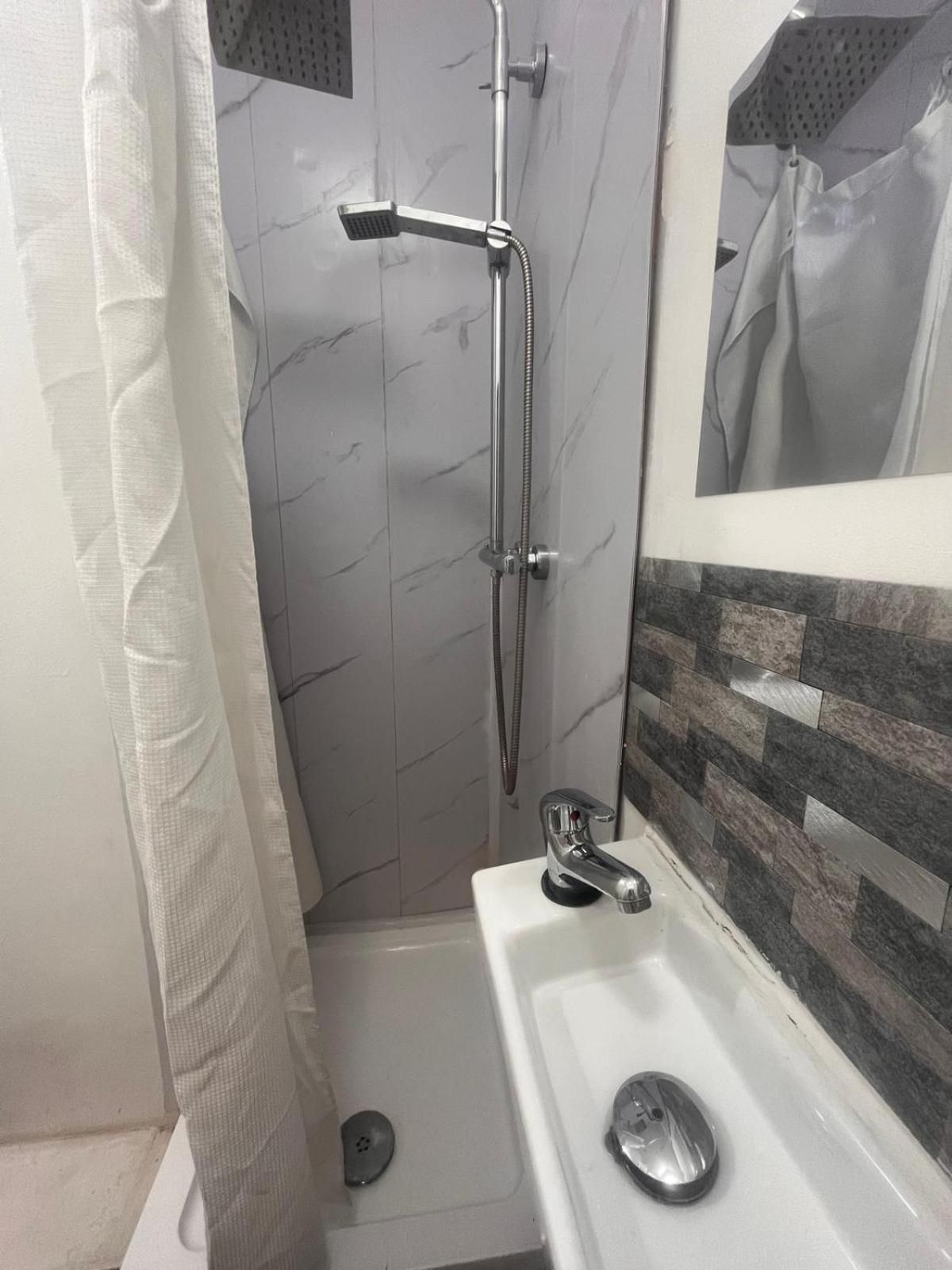 East Suite