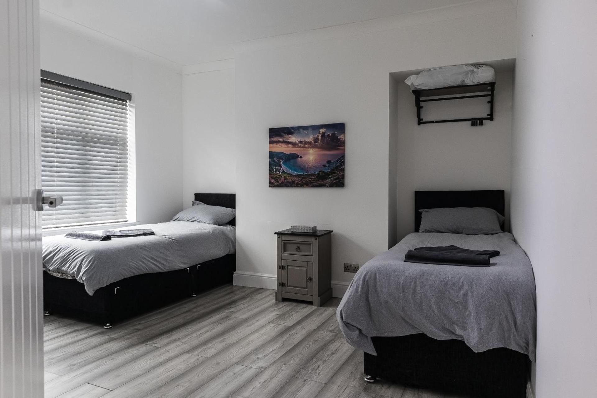 Standard Twin Room with Shared Bathroom
