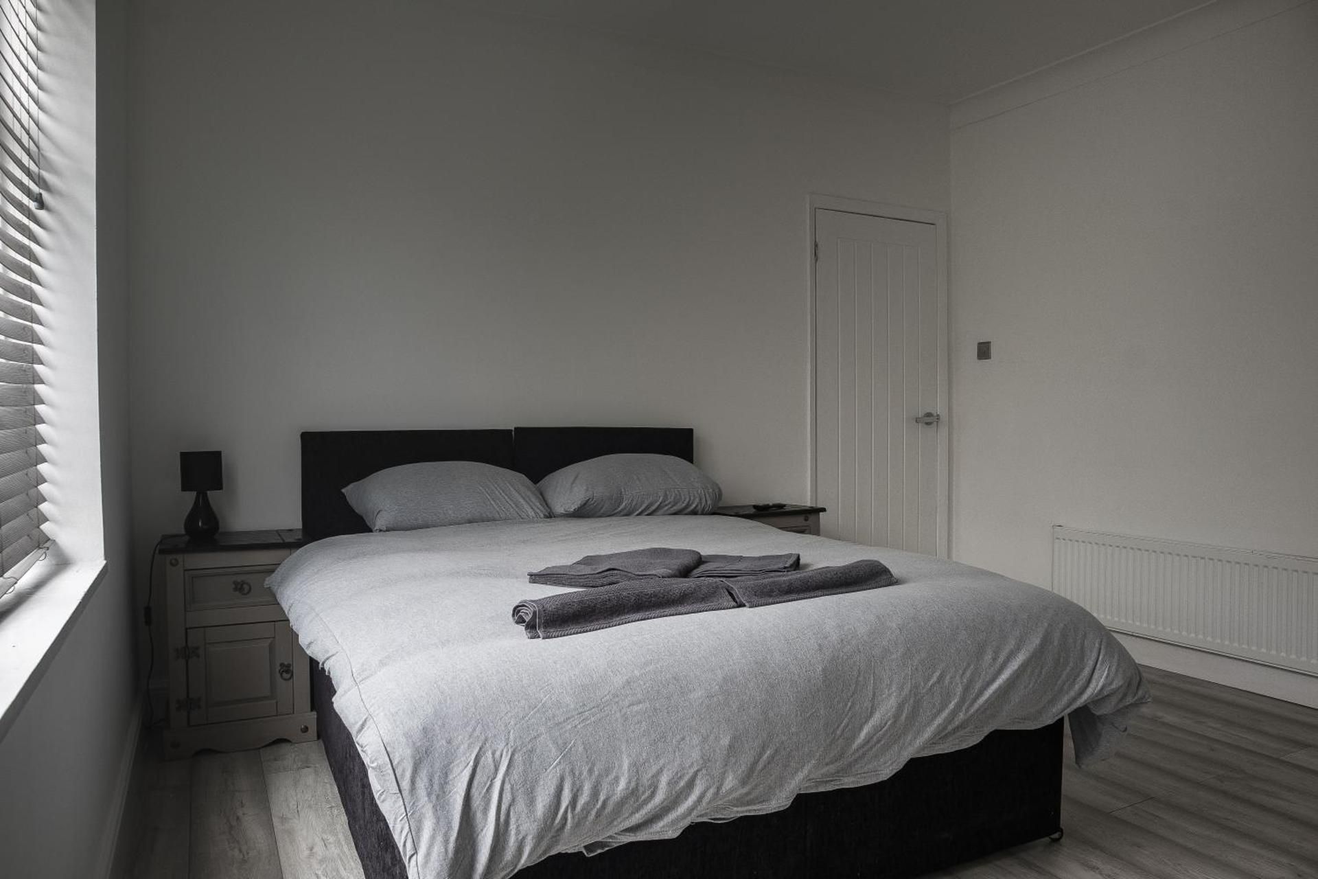 Double Room with Shared Bathroom