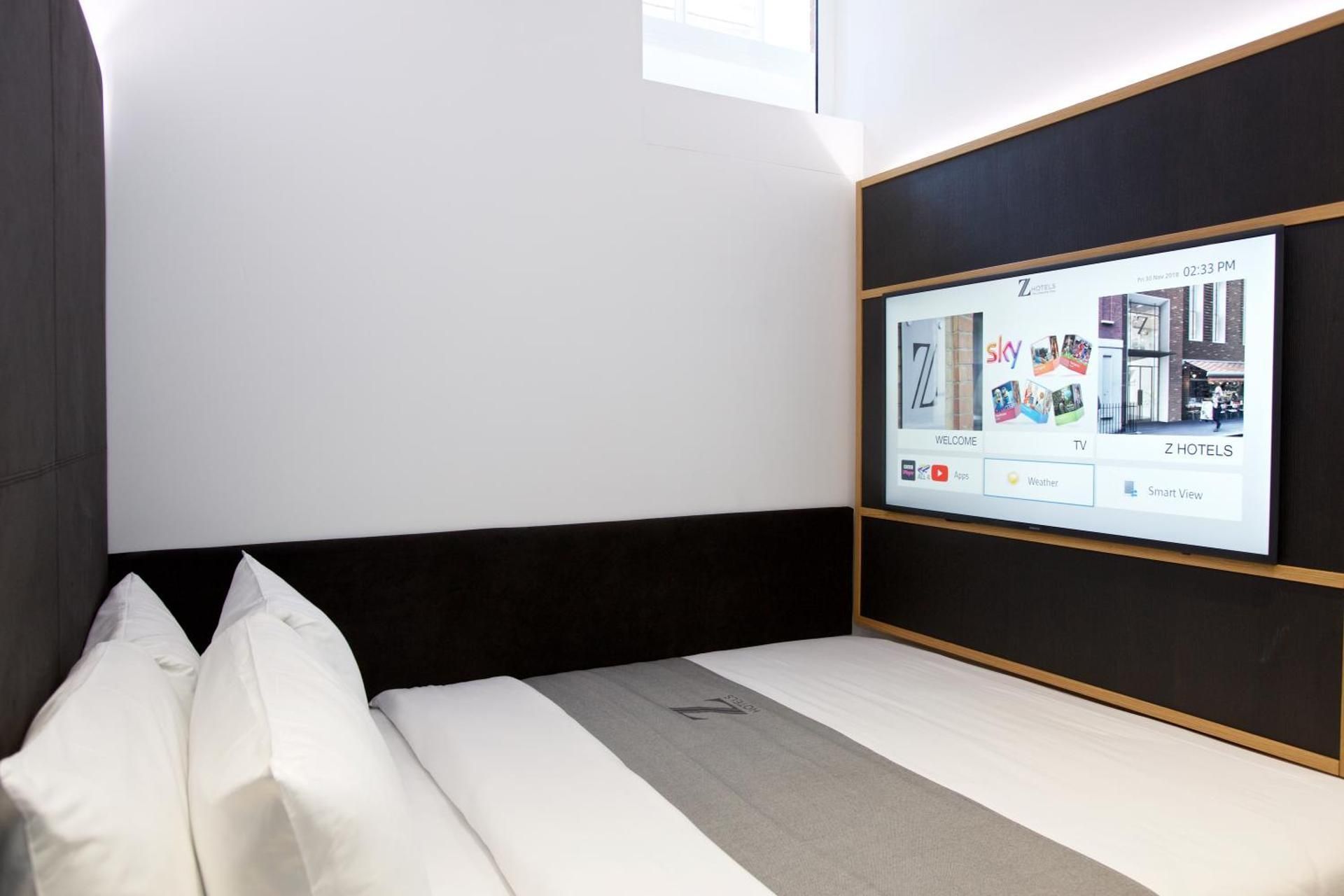 Club Queen Accessible