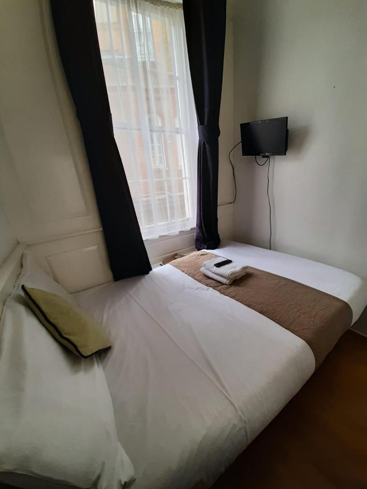 Economy Single Room