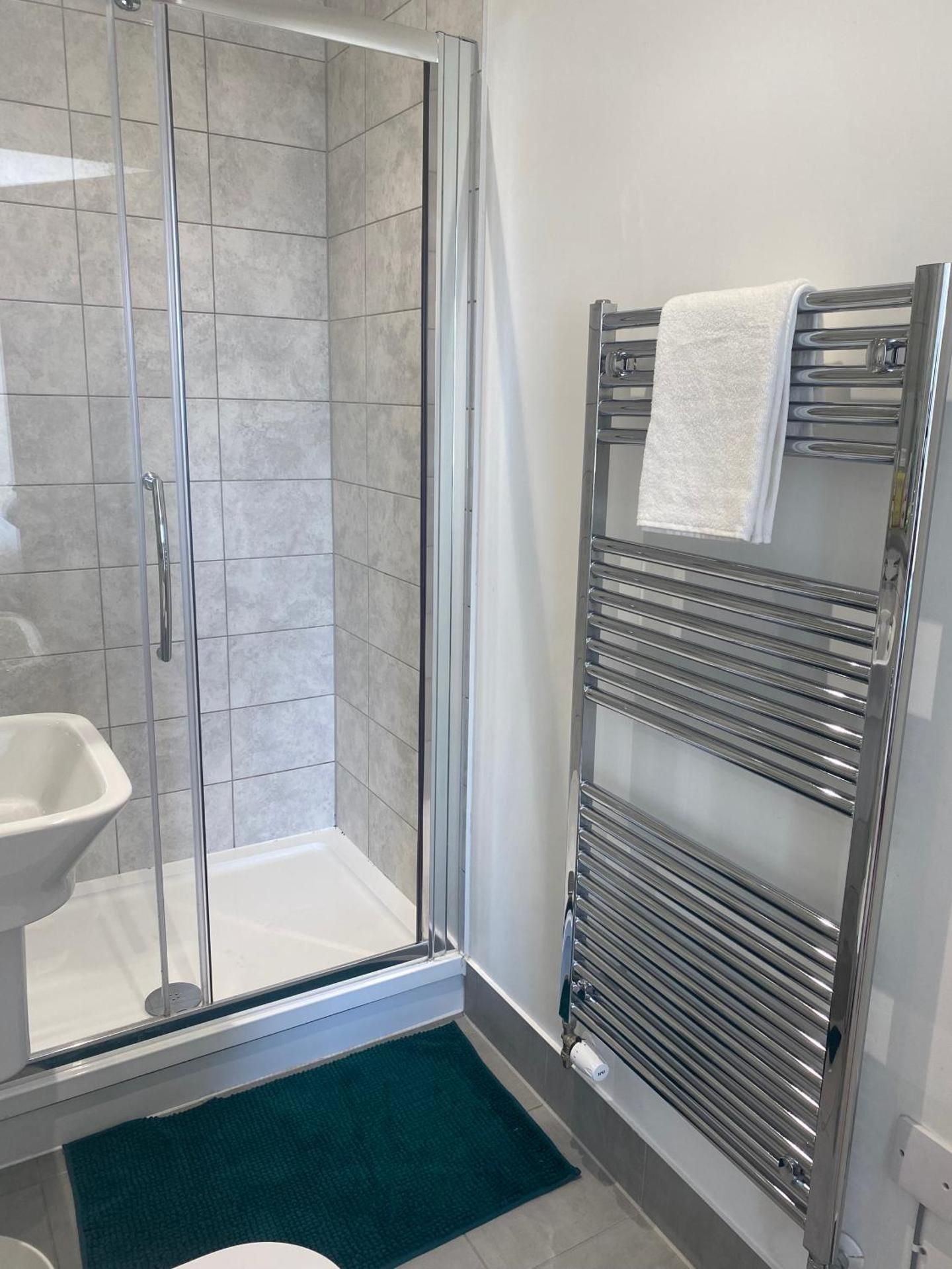 Deluxe Double Room with Shower