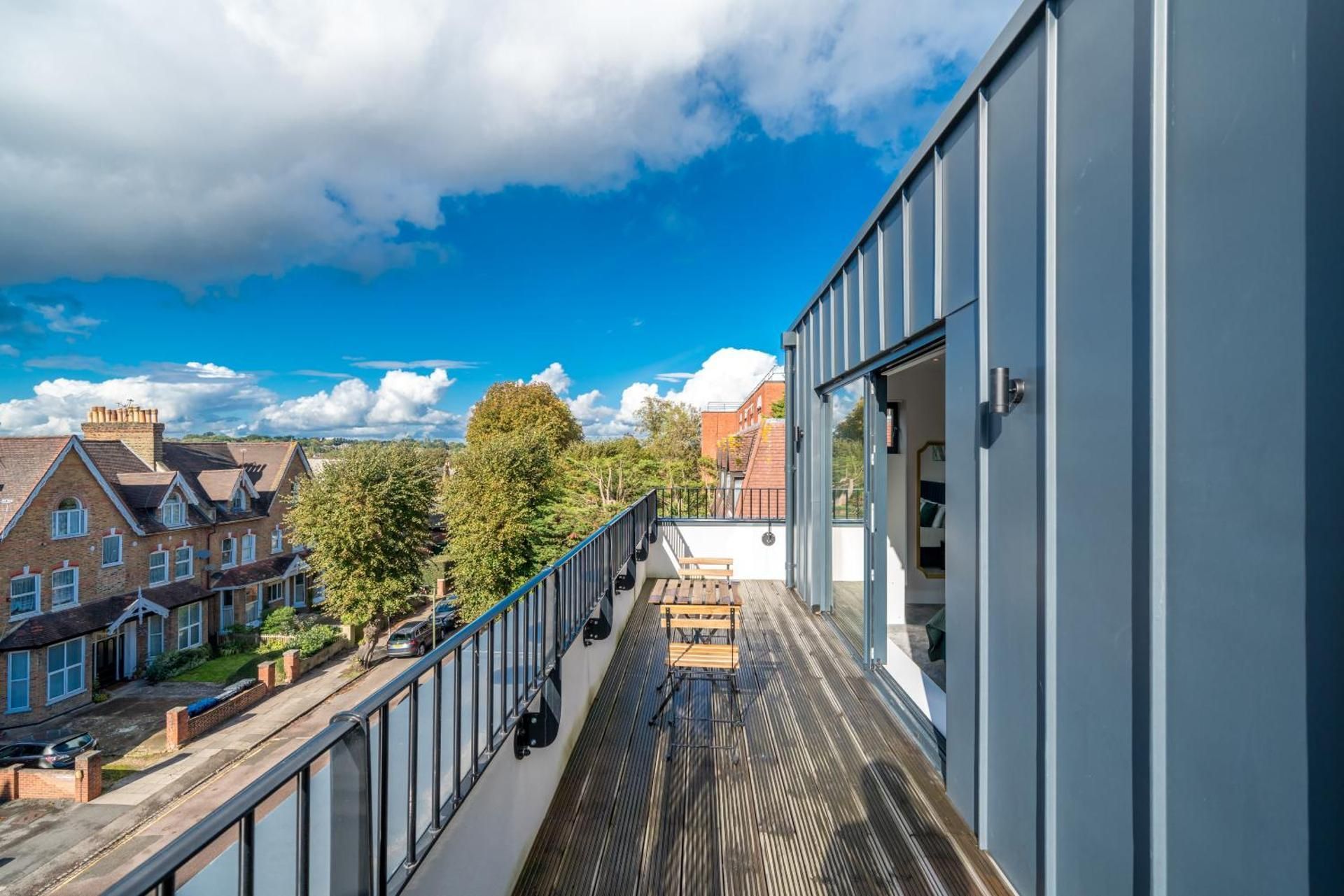 Two-Bedroom Deluxe Apartment with Balcony