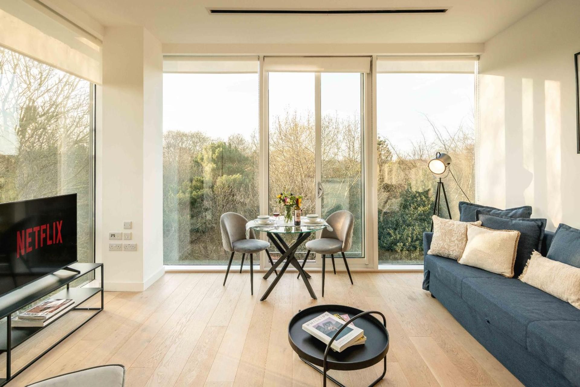 Deluxe Two-Bedroom Apartment with Garden View