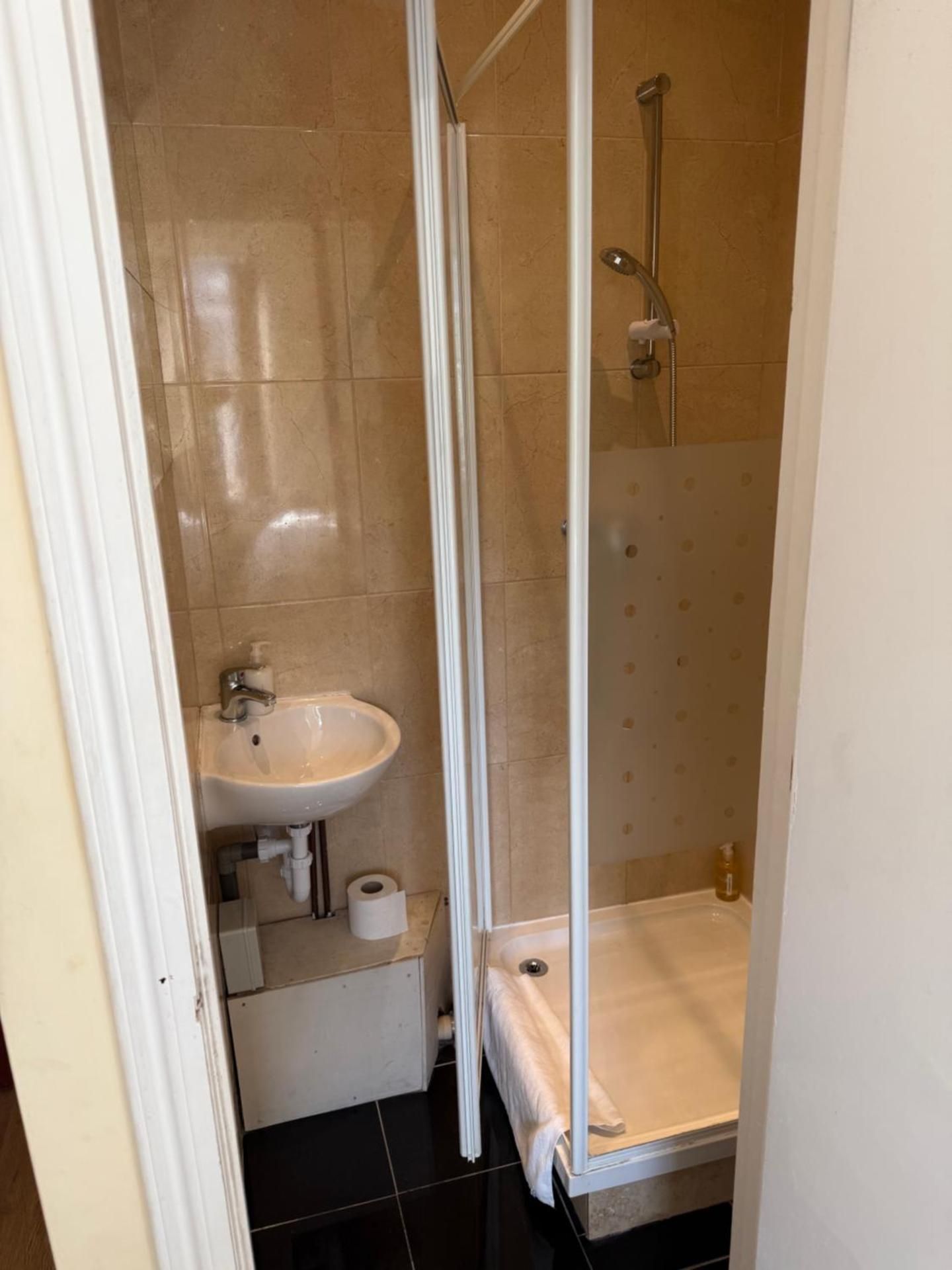 Single Room with Shared External Toilet