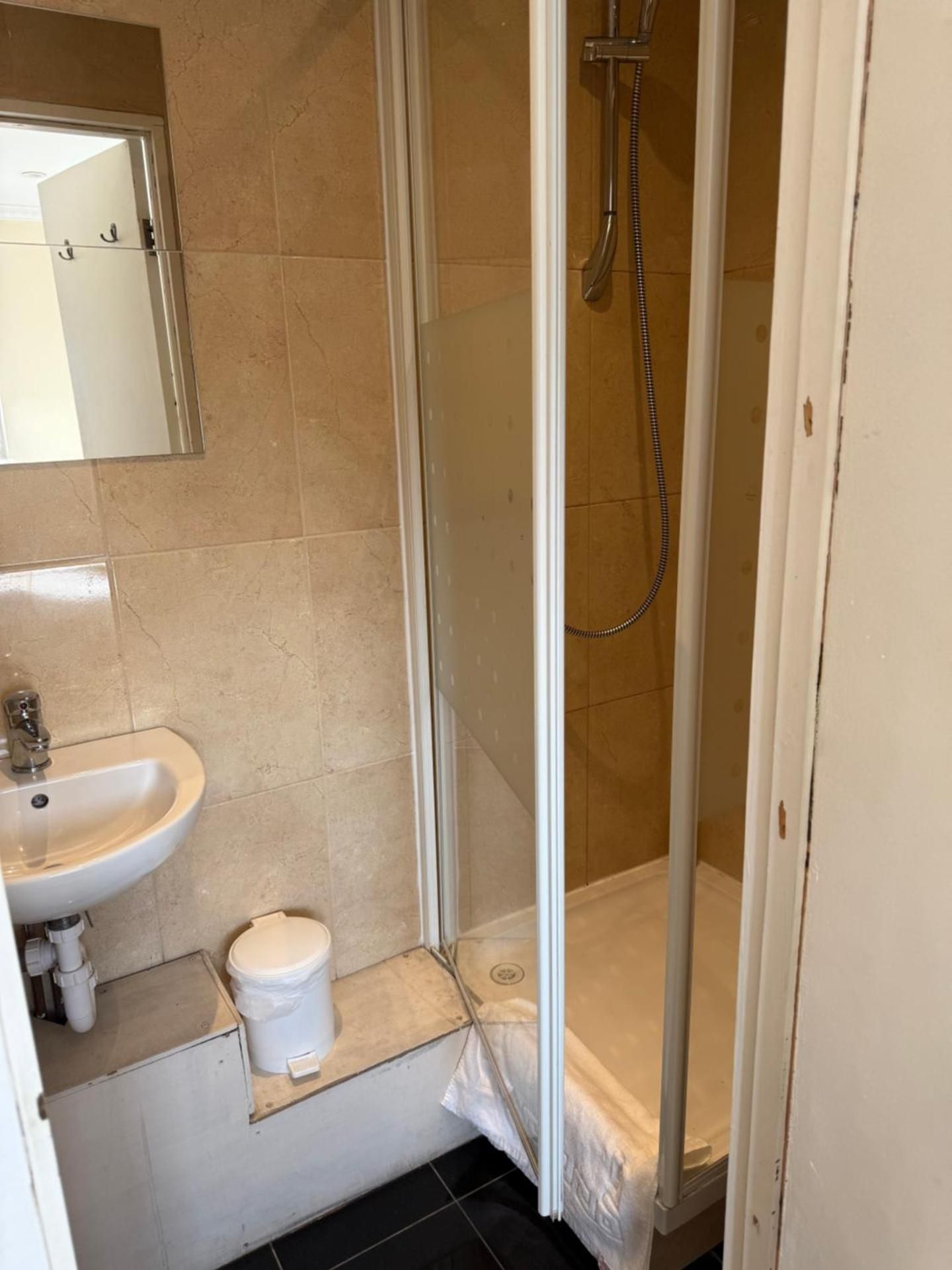 Double - Shared Bathroom