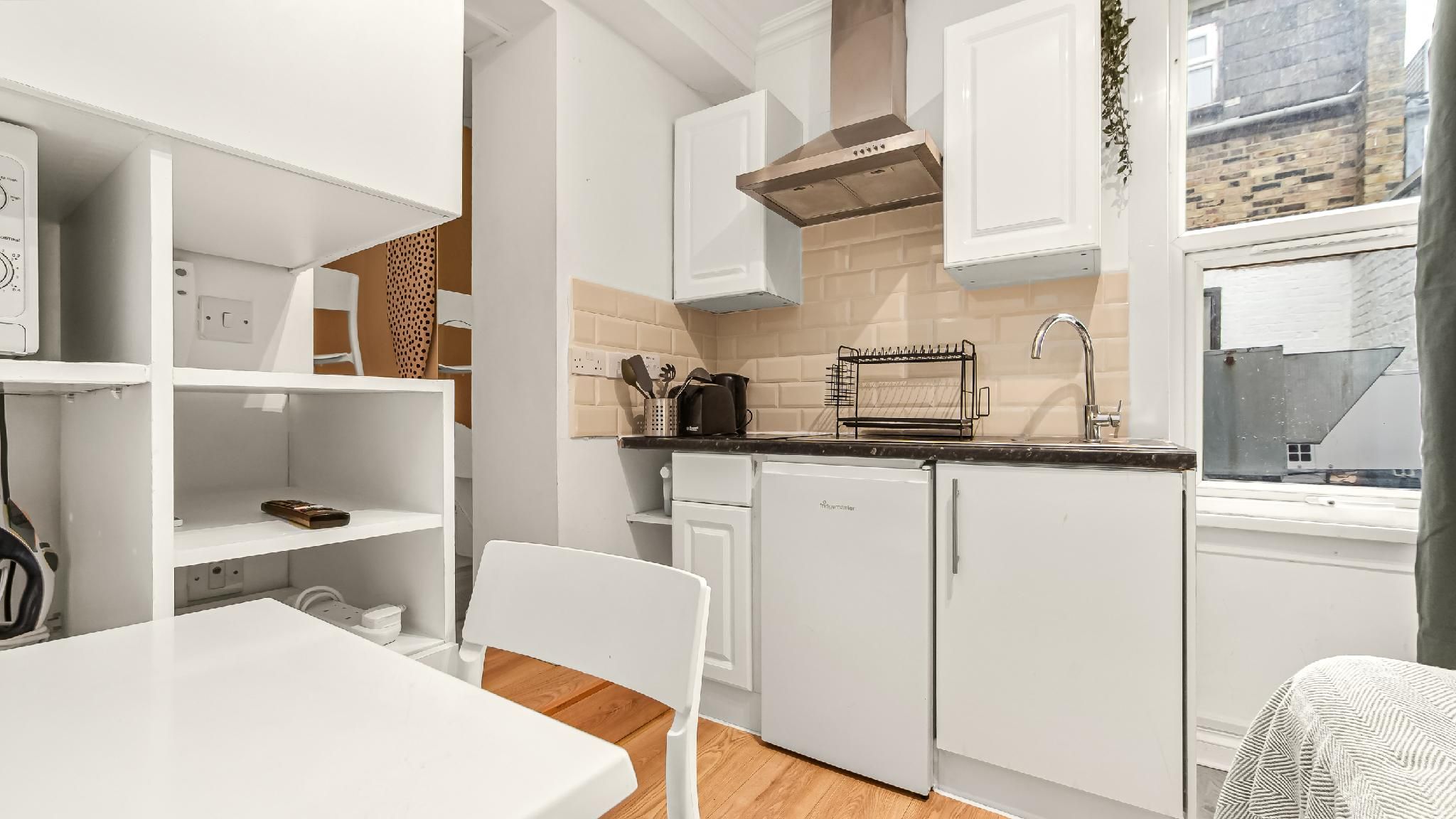 PADDINGTON-FLAT 3