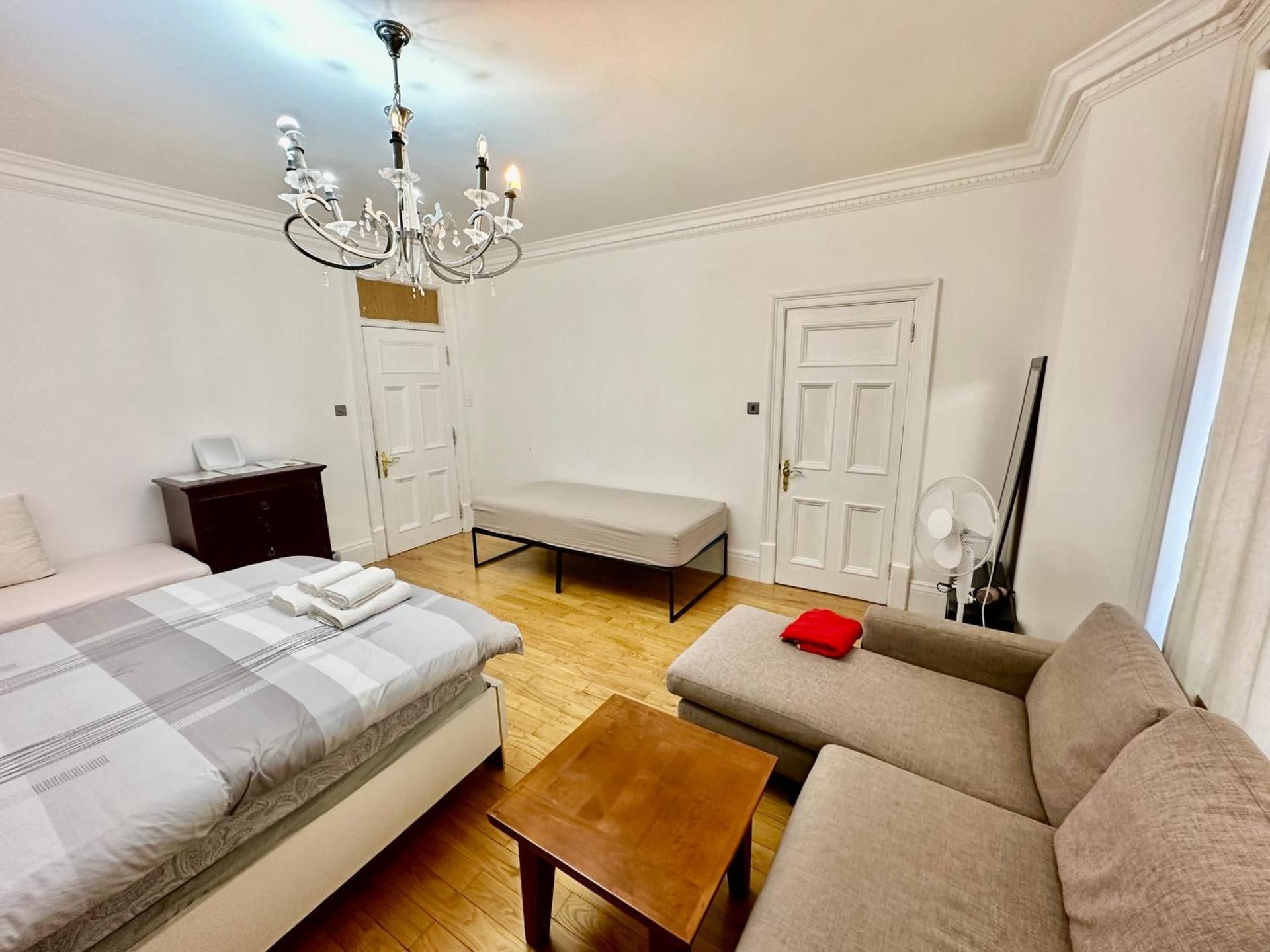 Quadruple Room with Bathroom