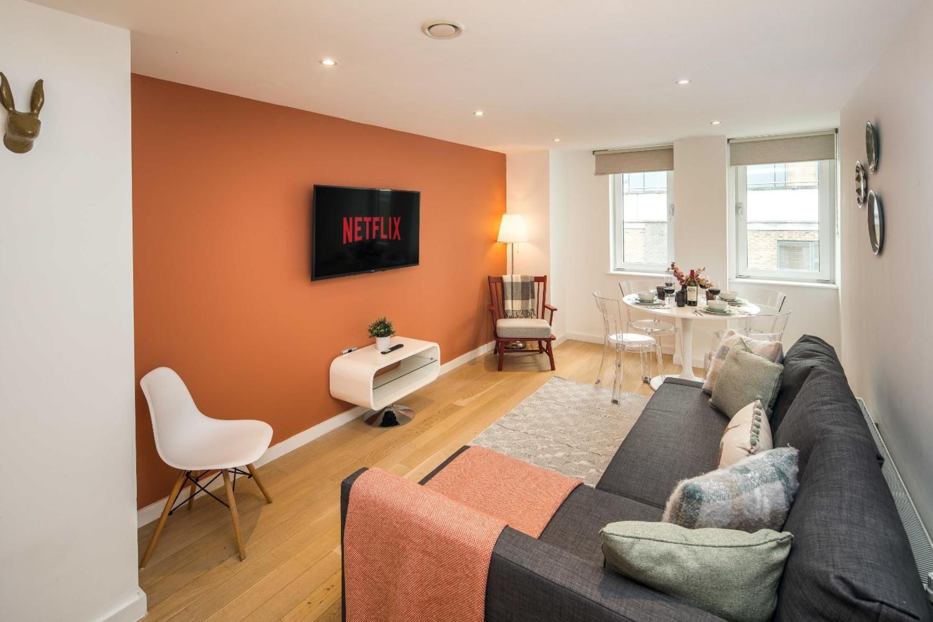 Superior Apartment