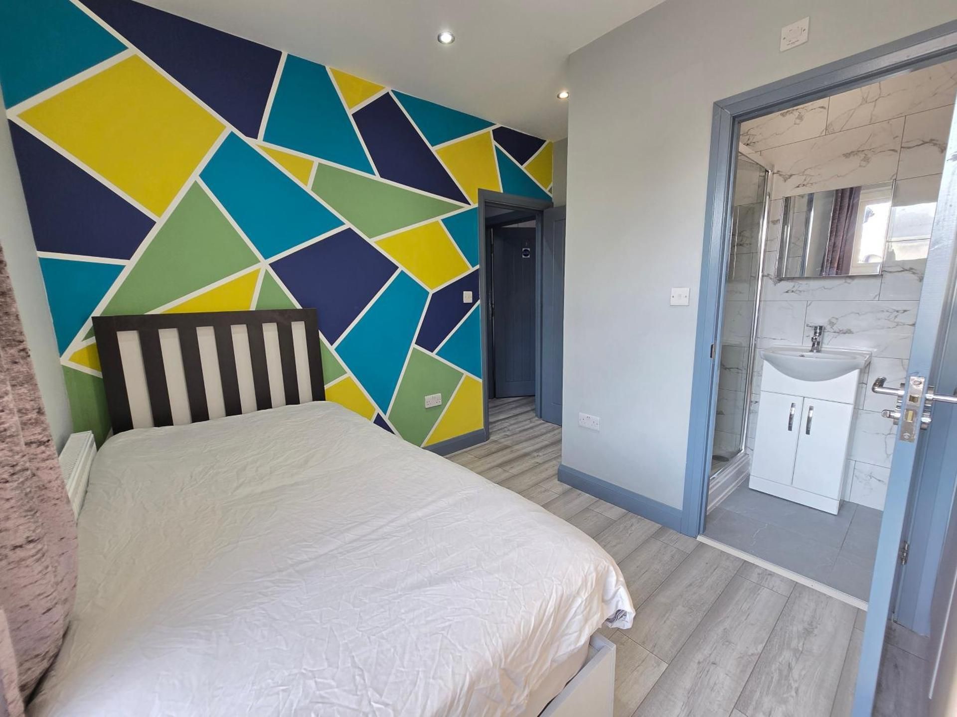 Single Room With Private Bathroom