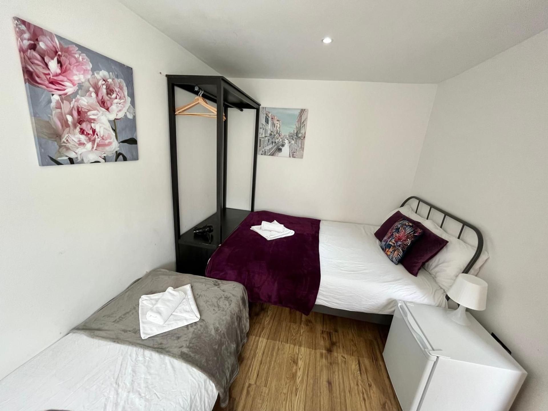 Triple Room with Shared Bathroom