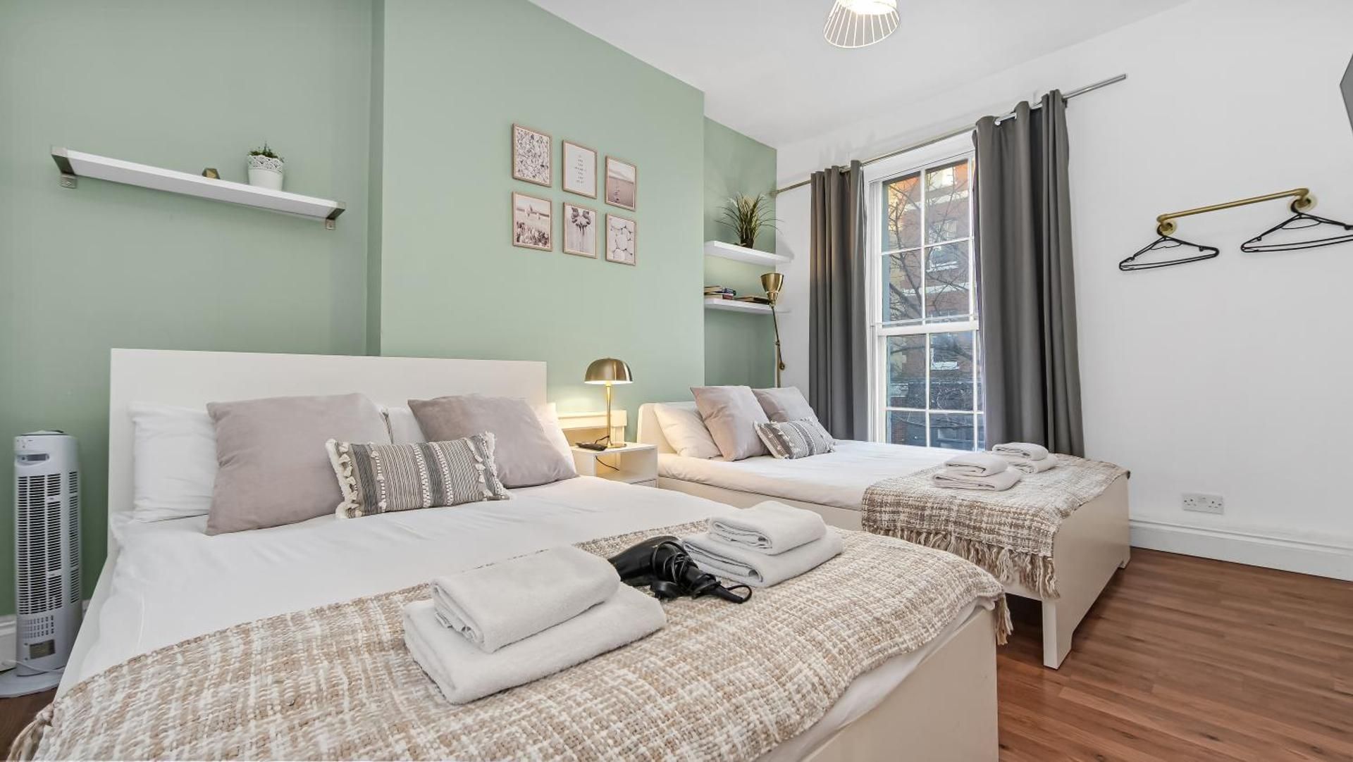Classic Quadruple Room