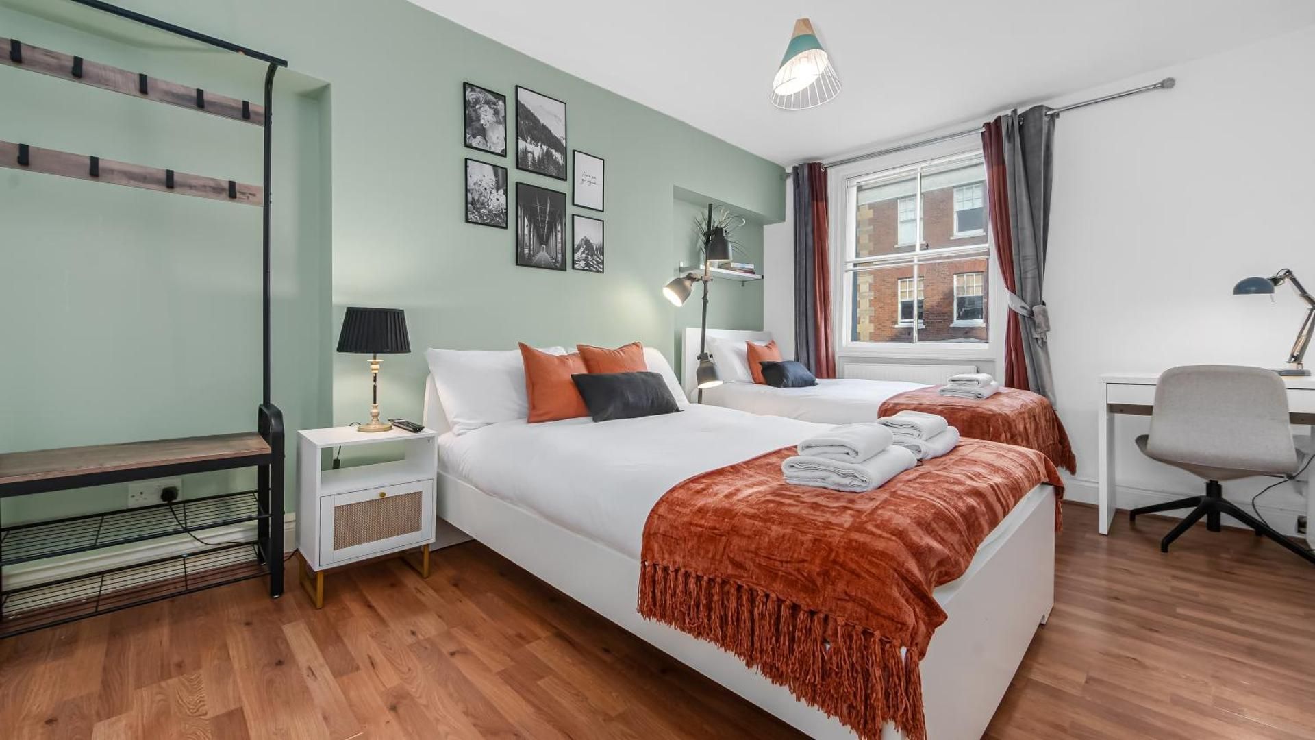 Economy Triple Room with Shared Bathroom