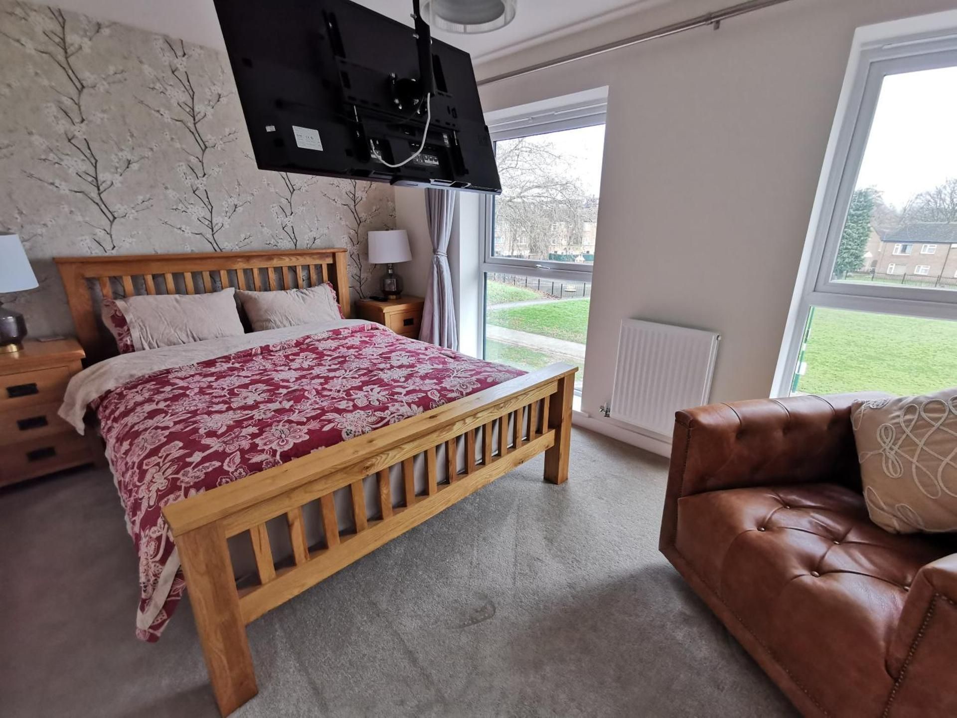 Deluxe King Room