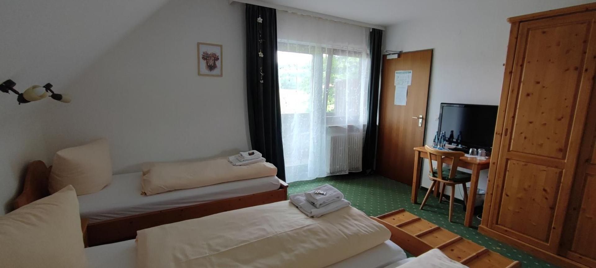 Triple Room with Balcony