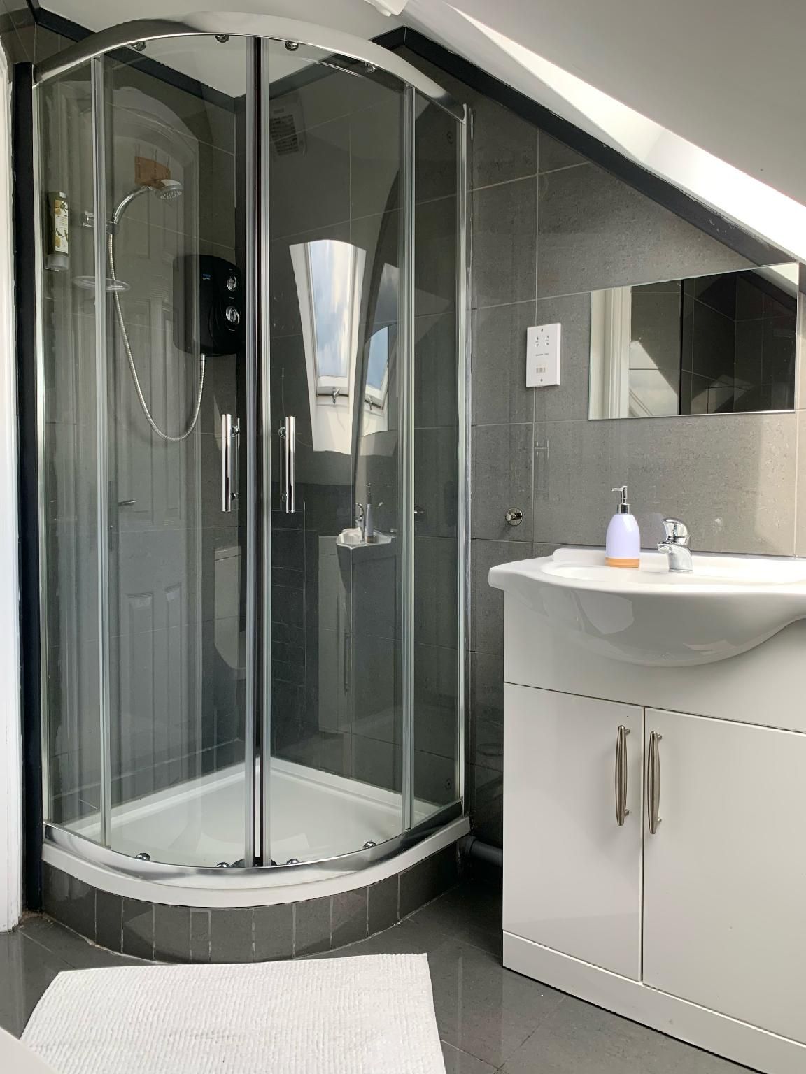 Apartment-Classic-Private Bathroom-Patio-Prime Comfort