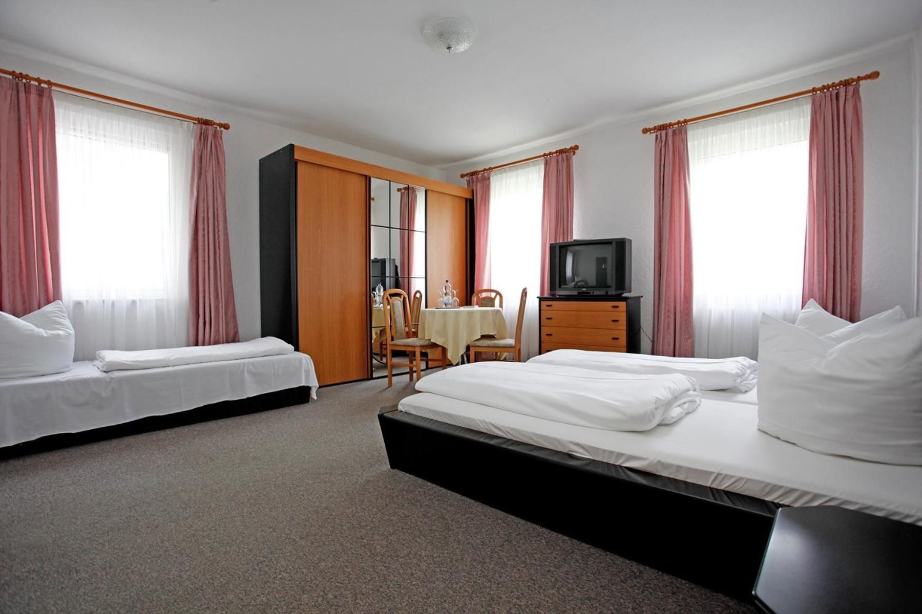 Hotel Heidenschanze Triple Room