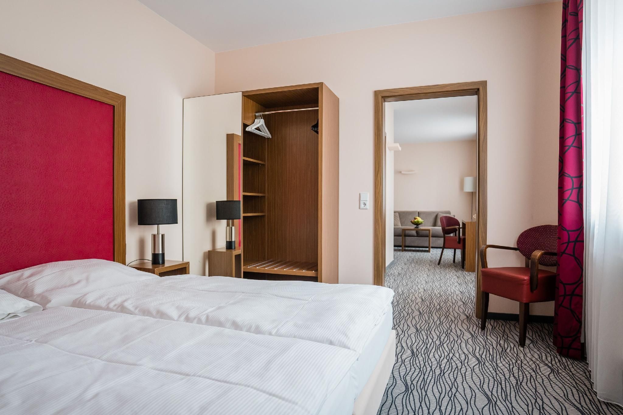 Point Hotel Apartments and Rooms Double Room