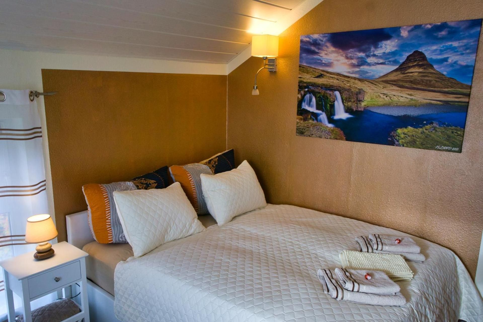 Double Room with Shared Bathroom