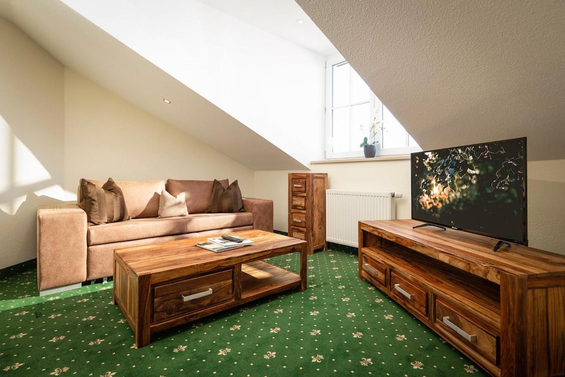 Suite with Garden View