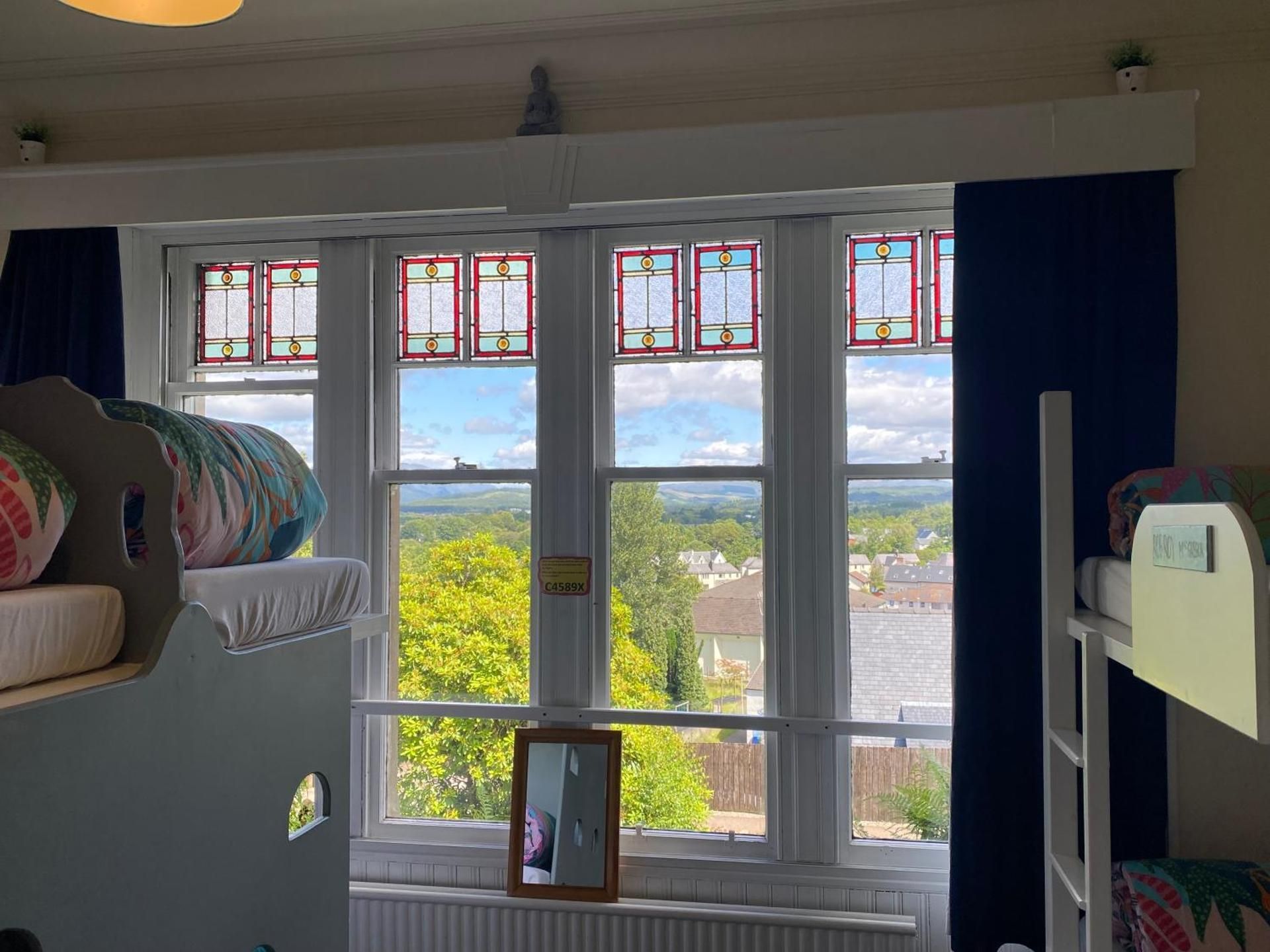 Fort William Backpackers Bunk Bed in Female Dormitory Room   2