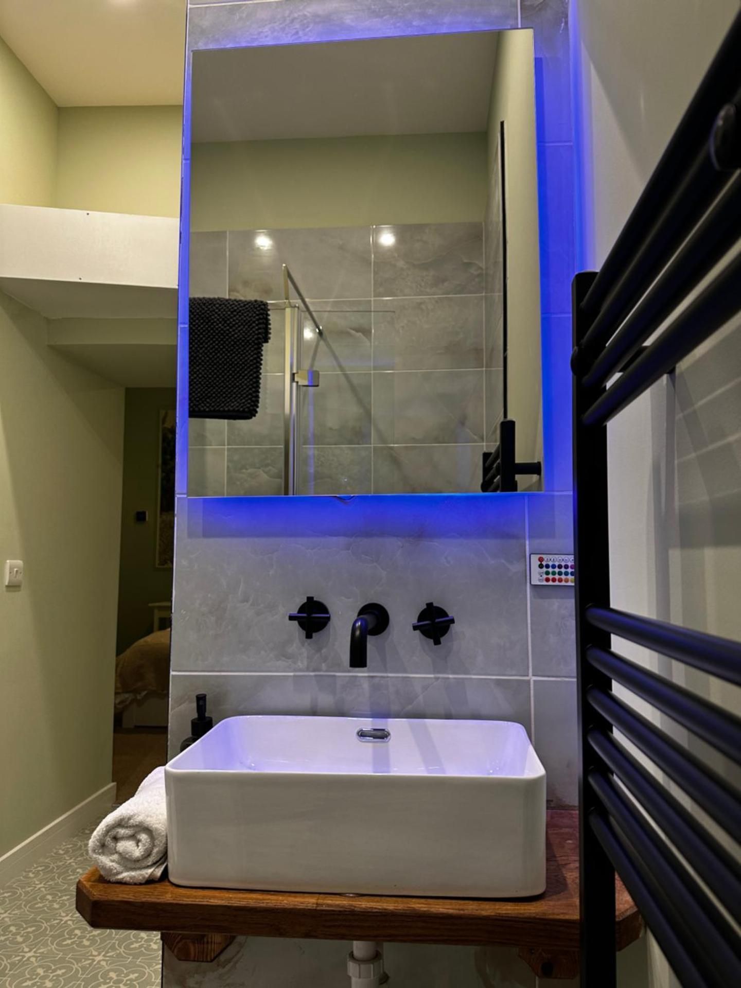 Inbhir Nis City Apartment Two-Bedroom Superior Apartment 2