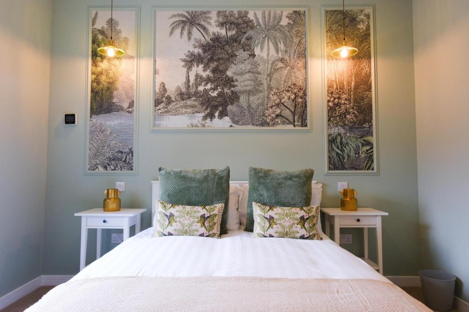 Inbhir Nis City Apartment Two-Bedroom Superior Apartment