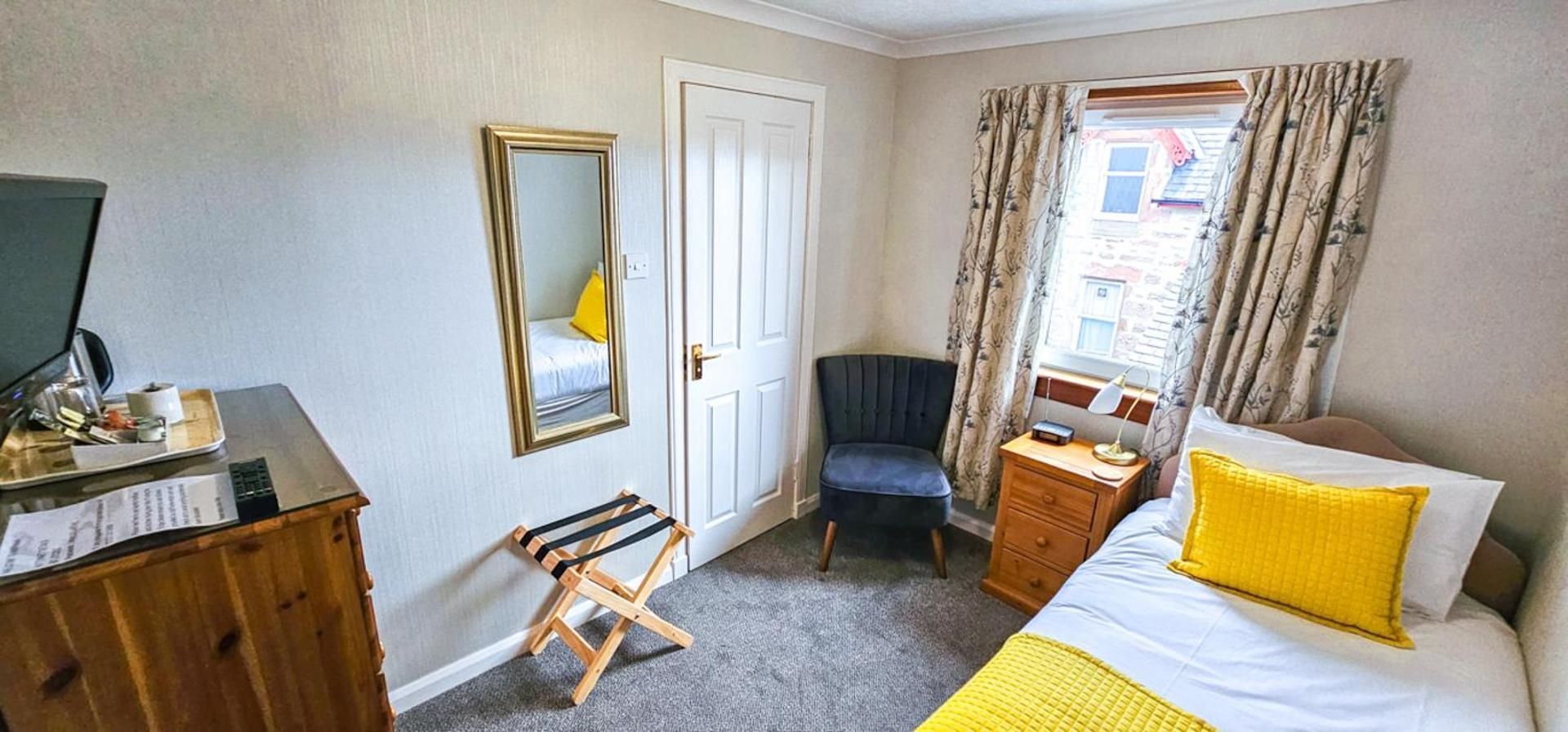 Budget Single Room