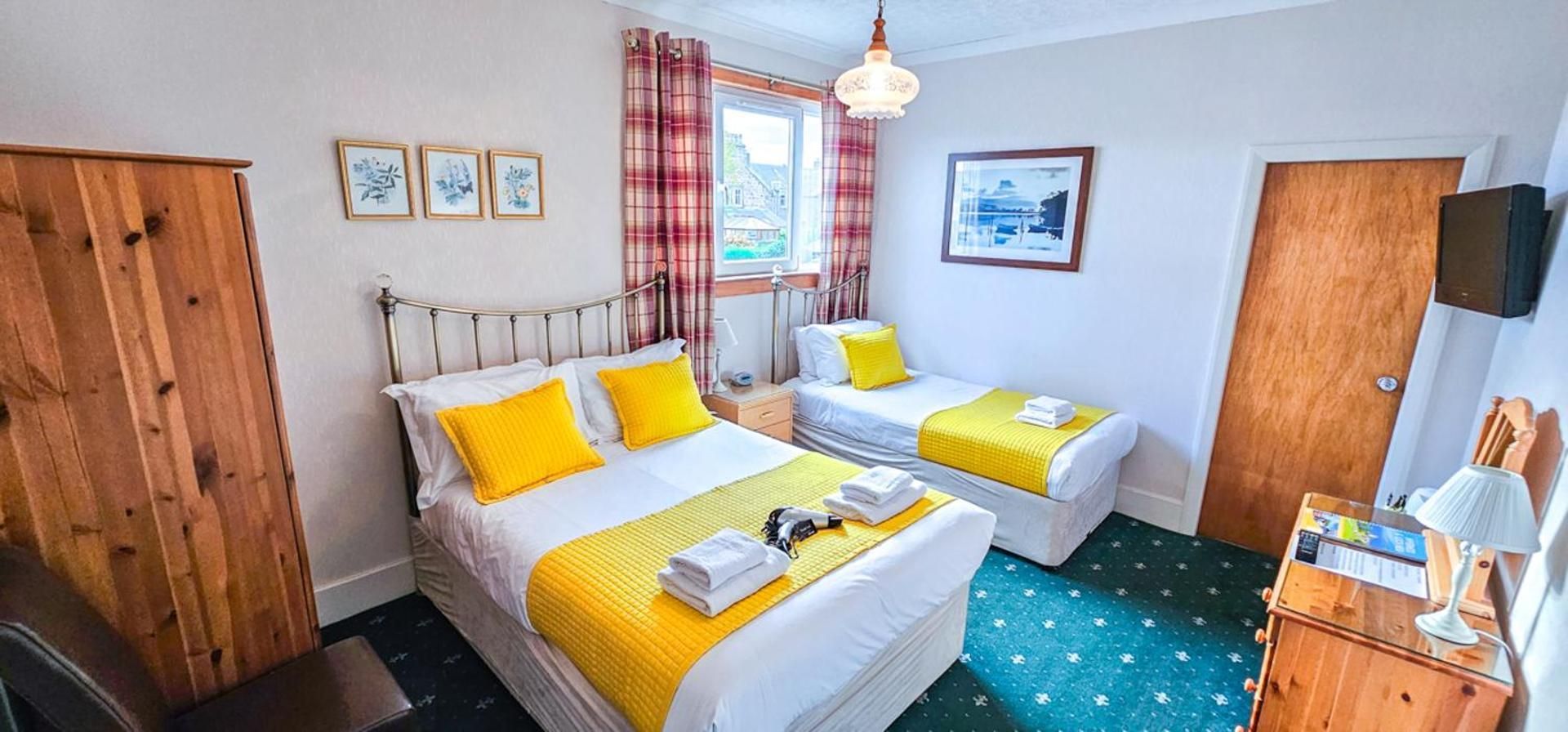 Classic Triple Room