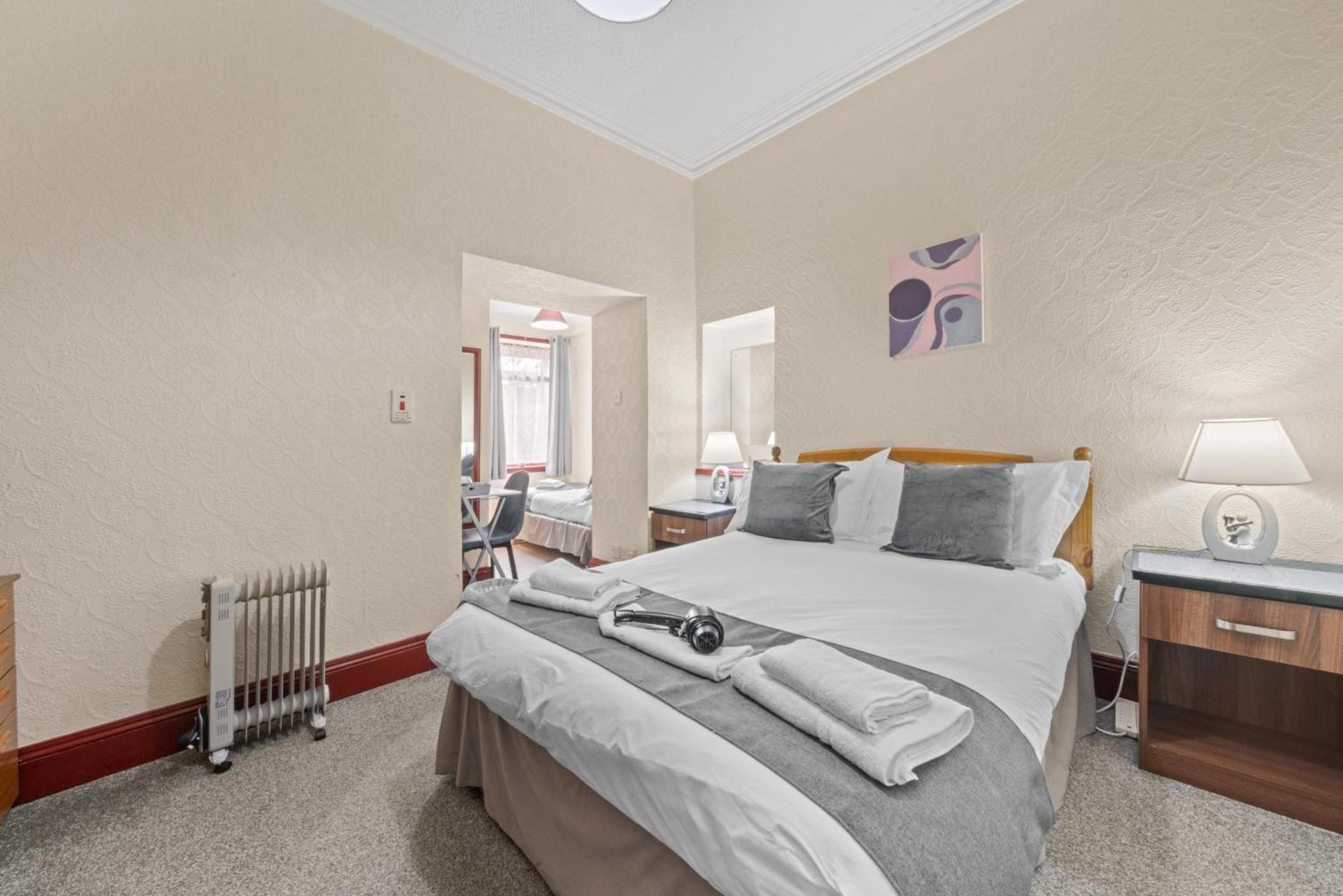 Triple Room with Private Bathroom