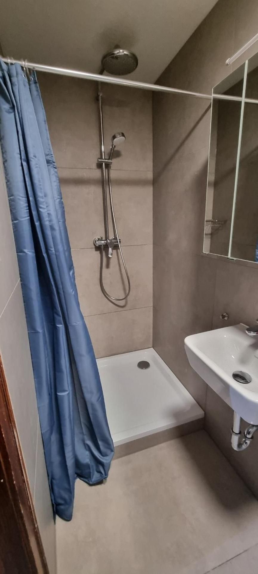 Twin Room with Private Bathroom