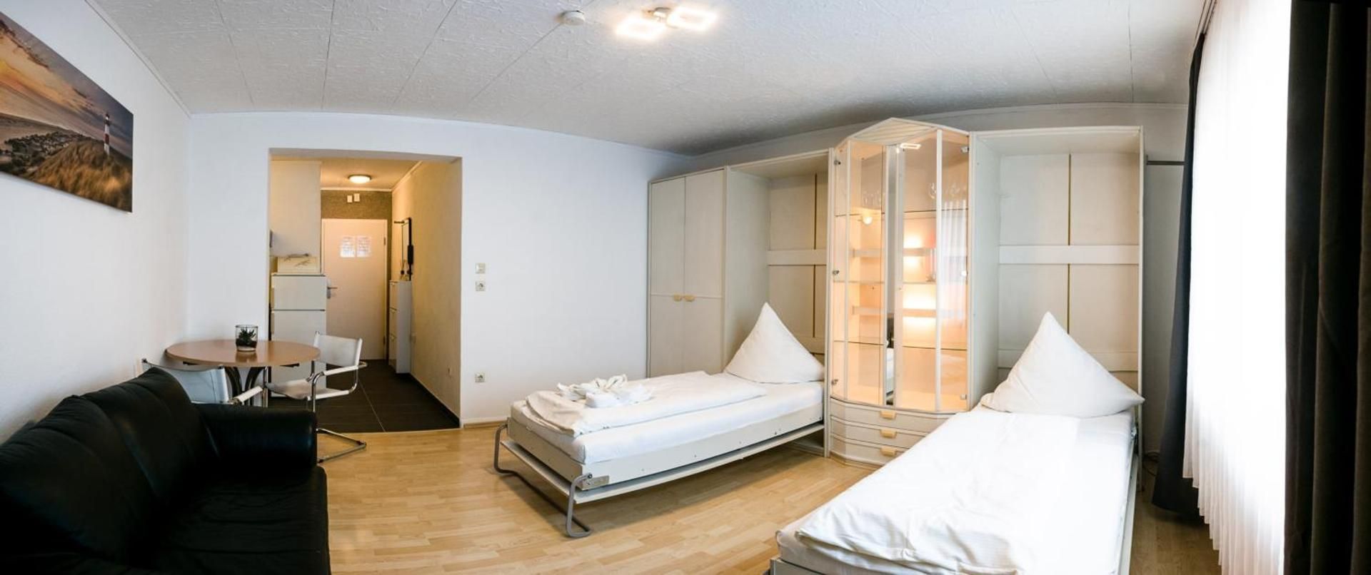 One-Bedroom Apartment Fronthouse 1 OG Nr 01