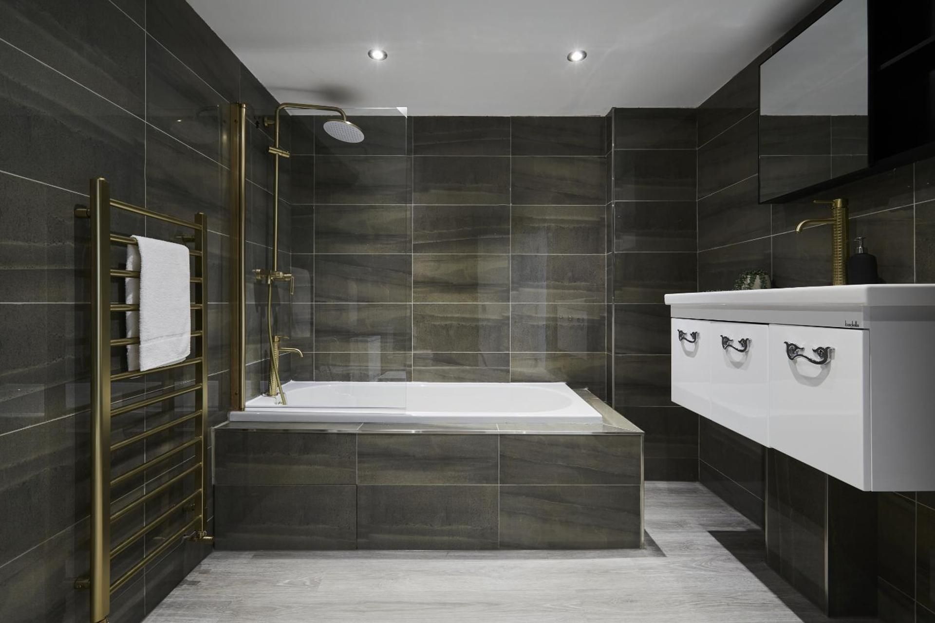 Three-Bedroom Premium Apartment